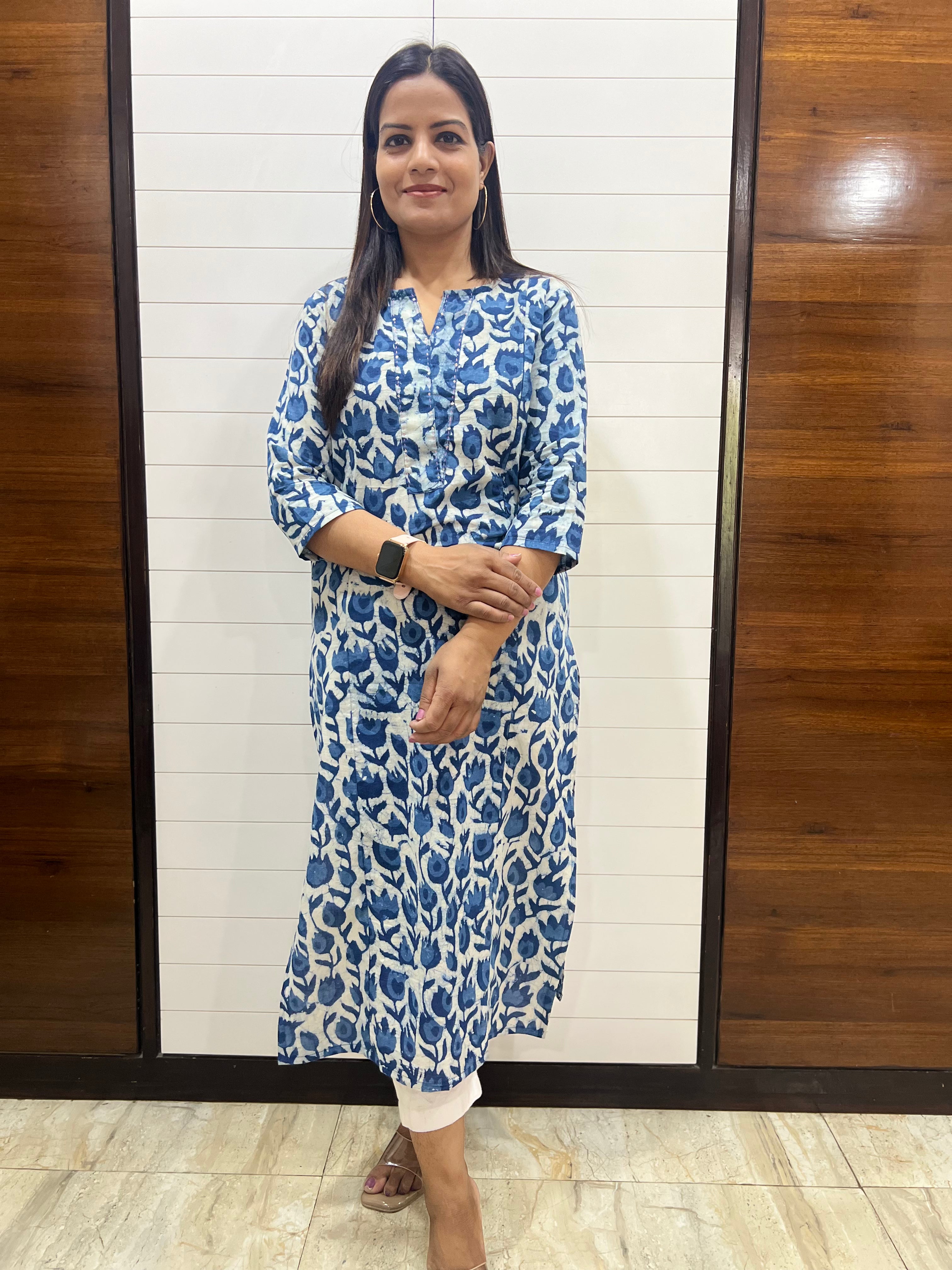 Mumzhug Pure Handblock Cotton Printed Feeding Kurta with Both Sided Feeding Zipper