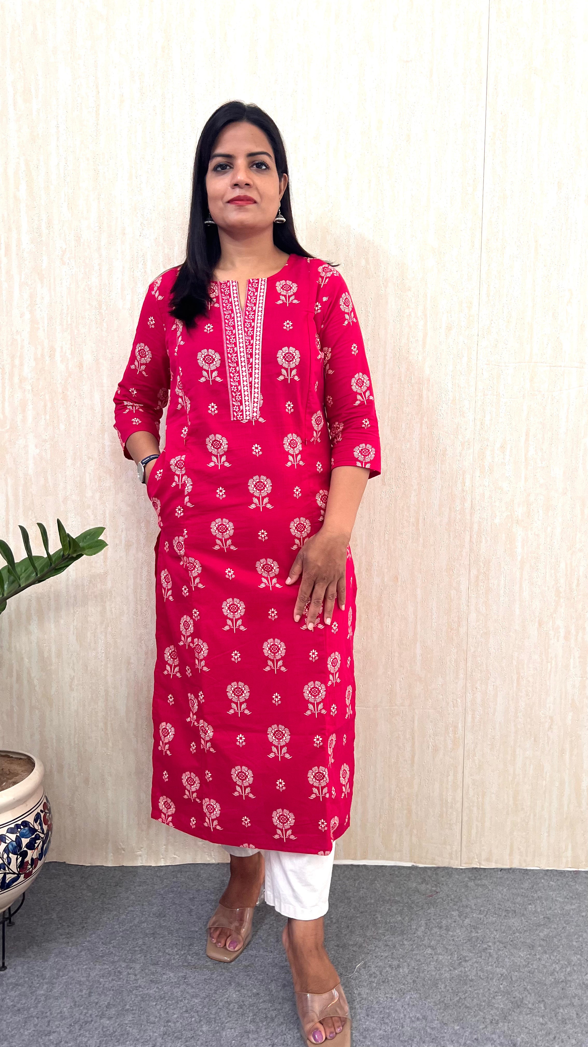 Mumzhug Fuchsia Bloom – Pure Cotton Jaipuri Feeding Kurta-Dispatching starts from 22nd August 2026.