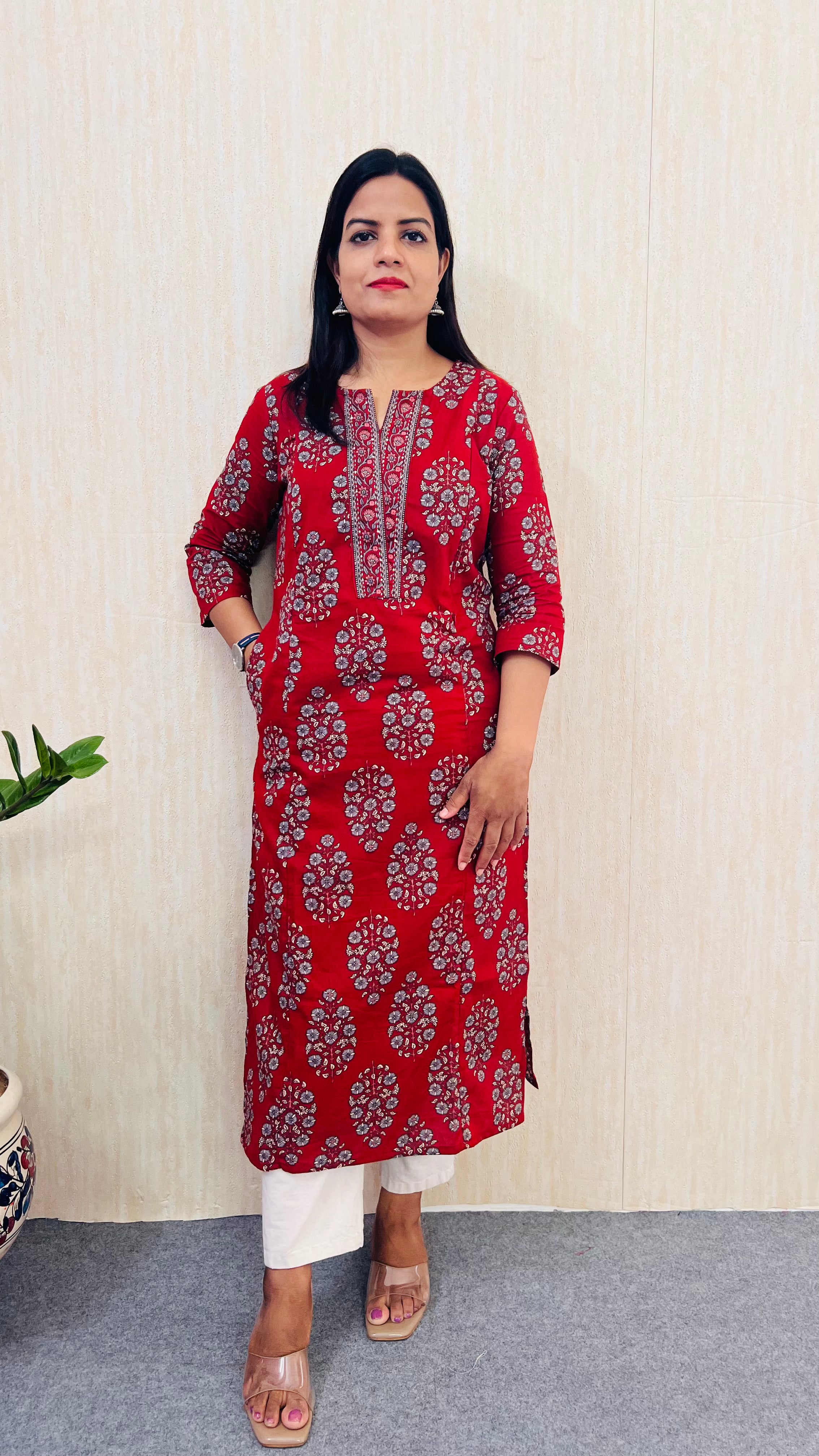 Mumzhug Maroon Bloom – Pure Cotton Jaipuri Feeding Kurta-Dispatching starts from 22nd August 2026.