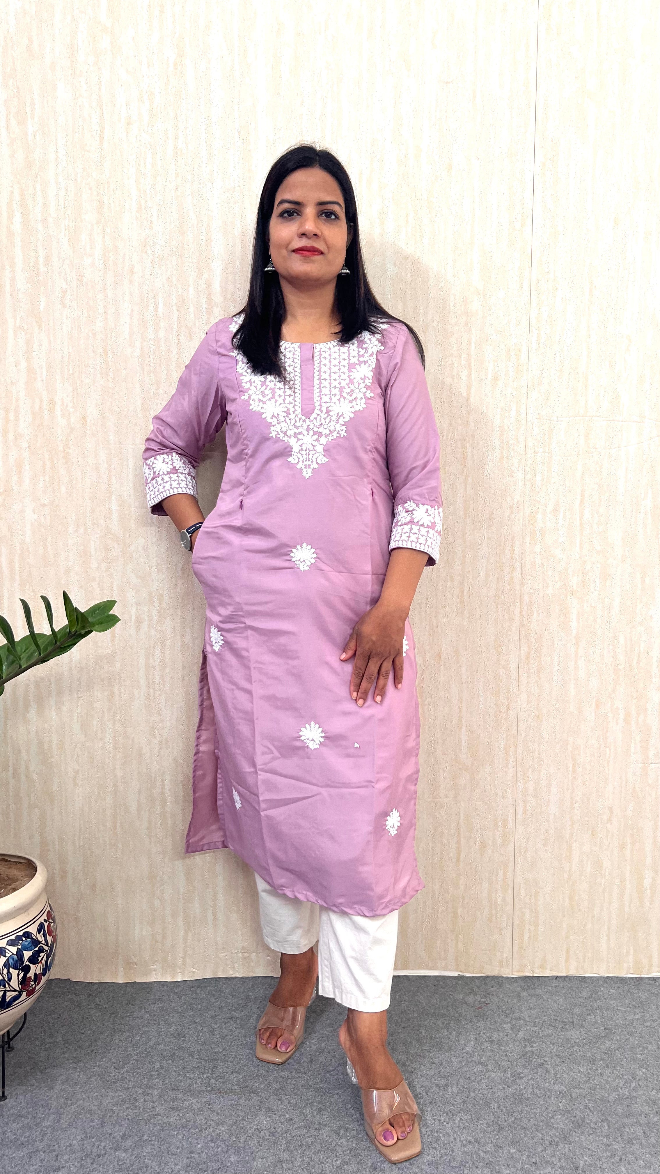 MUMZHUG Lavender Luxe — Maslin Silk Embroidered Feeding Kurta