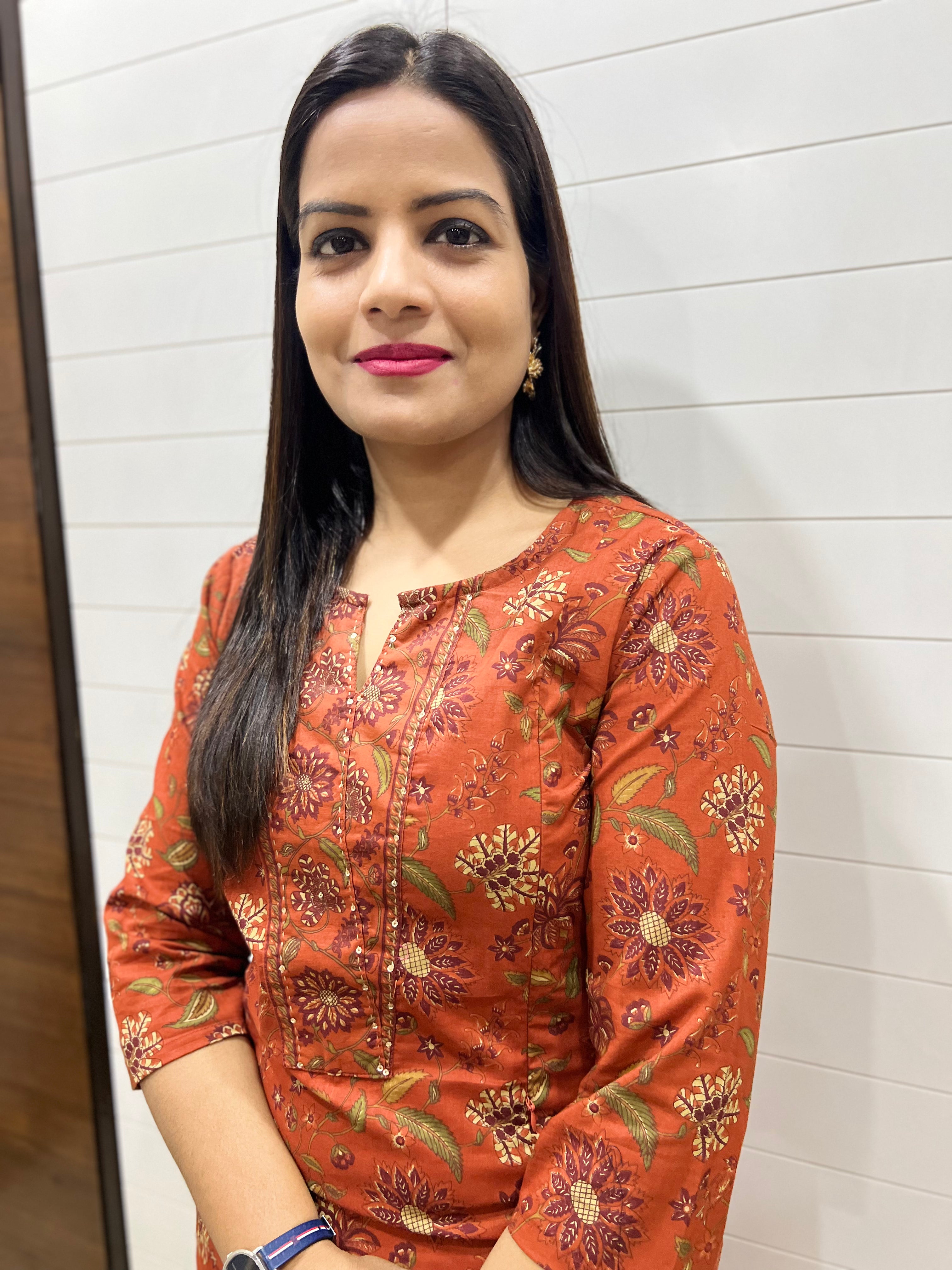 Mumzhug Pure Cotton Rust Colored floral Colored Printed Feeding Kurta