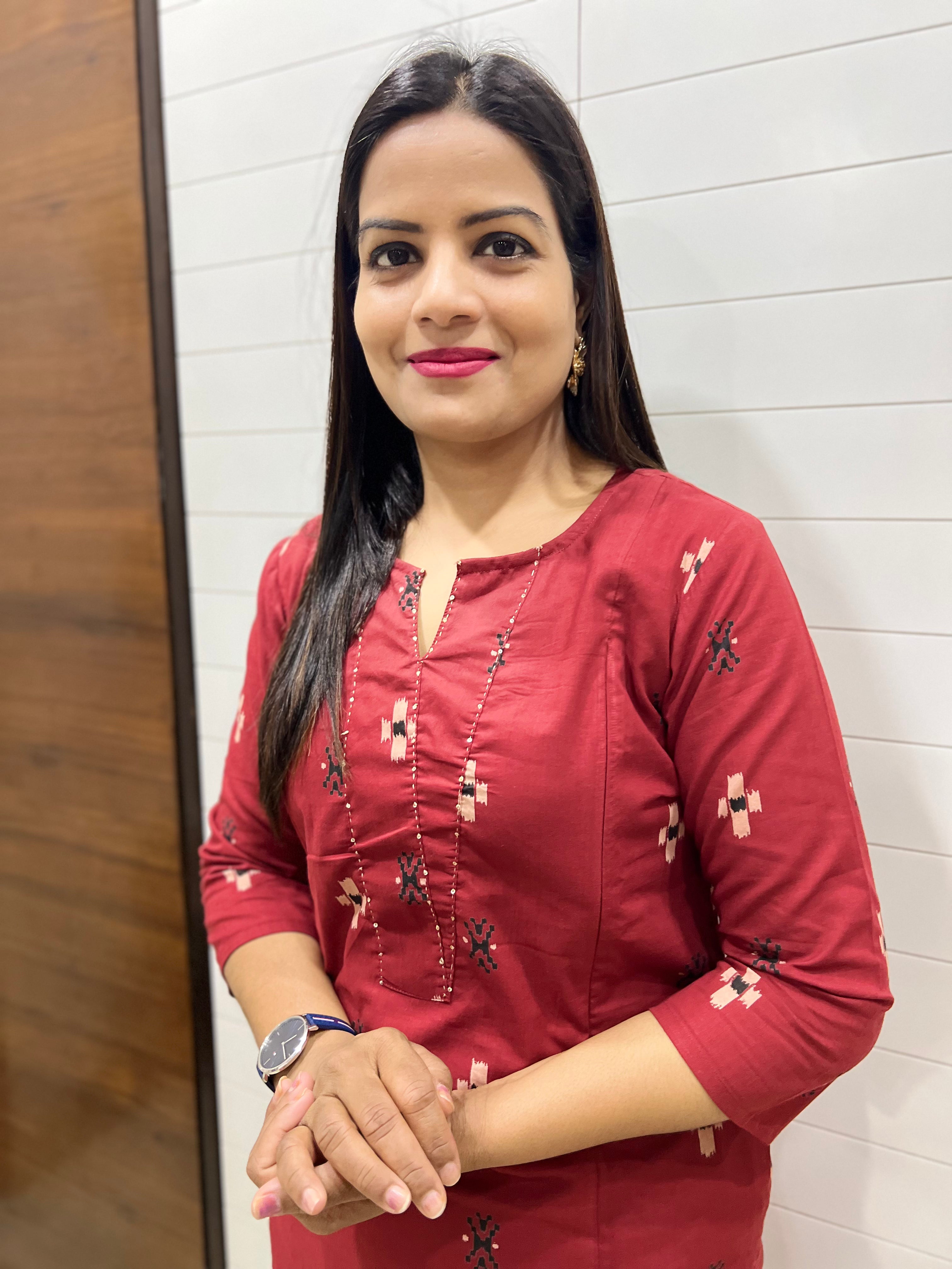 Mumzhug Pure Cotton Maroon Colored Printed Feeding Kurta