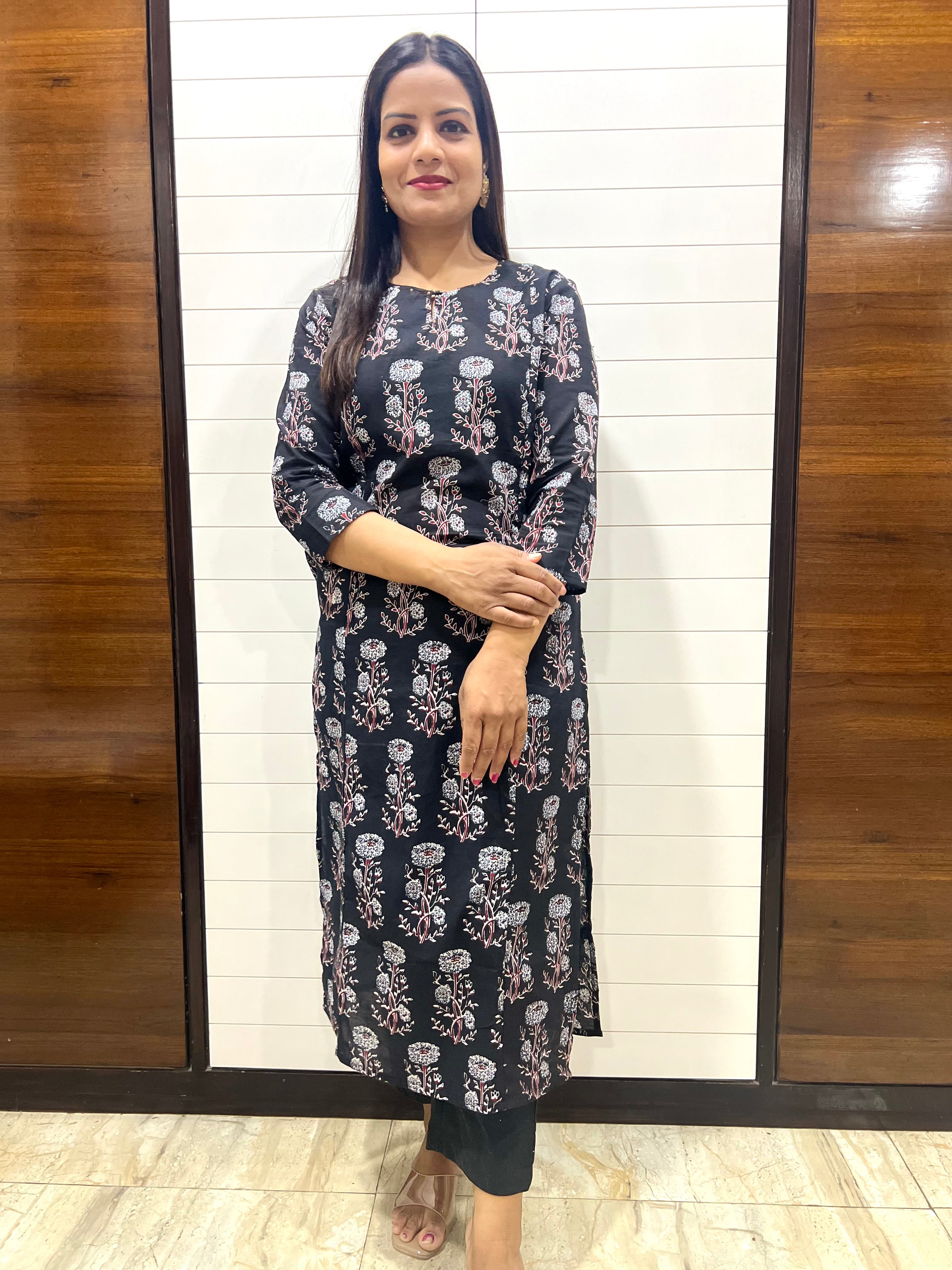 Mumzhug Black Jaipuri Print Pure Cotton Feeding Kurta