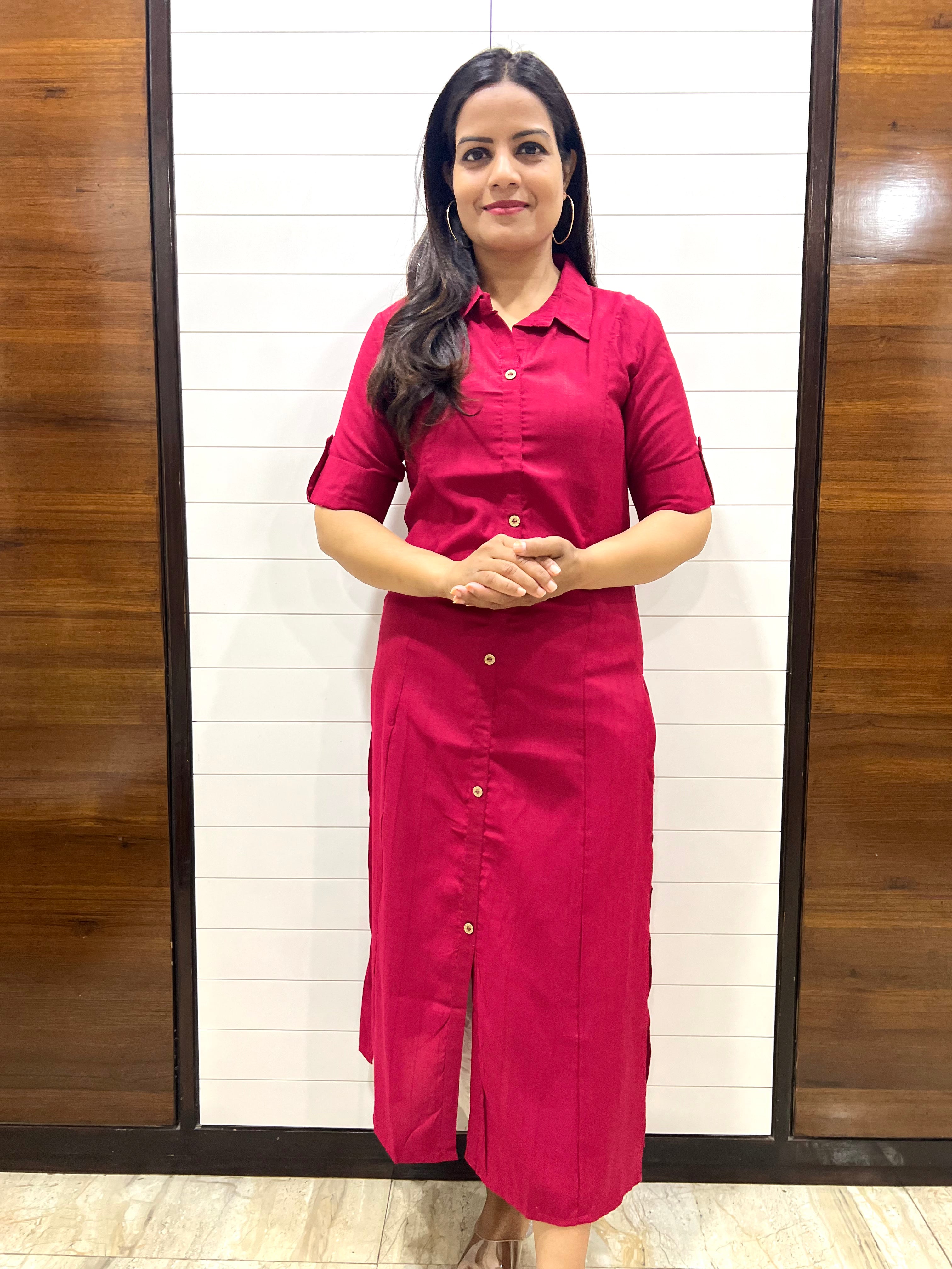 Mumzhug Maroon Viscose Rayon A-line Feeding Kurta RED