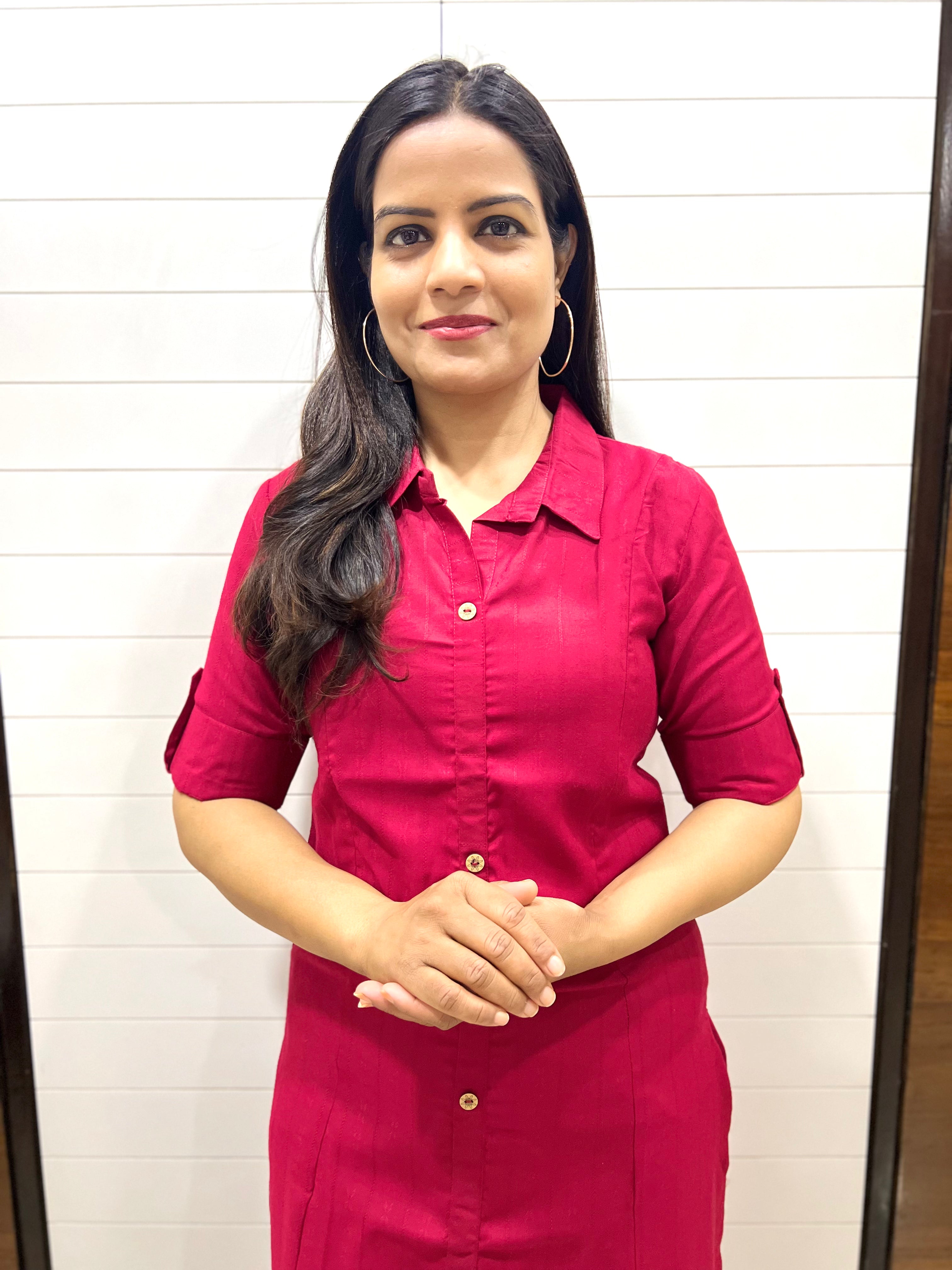 Mumzhug Maroon Viscose Rayon A-line Feeding Kurta RED