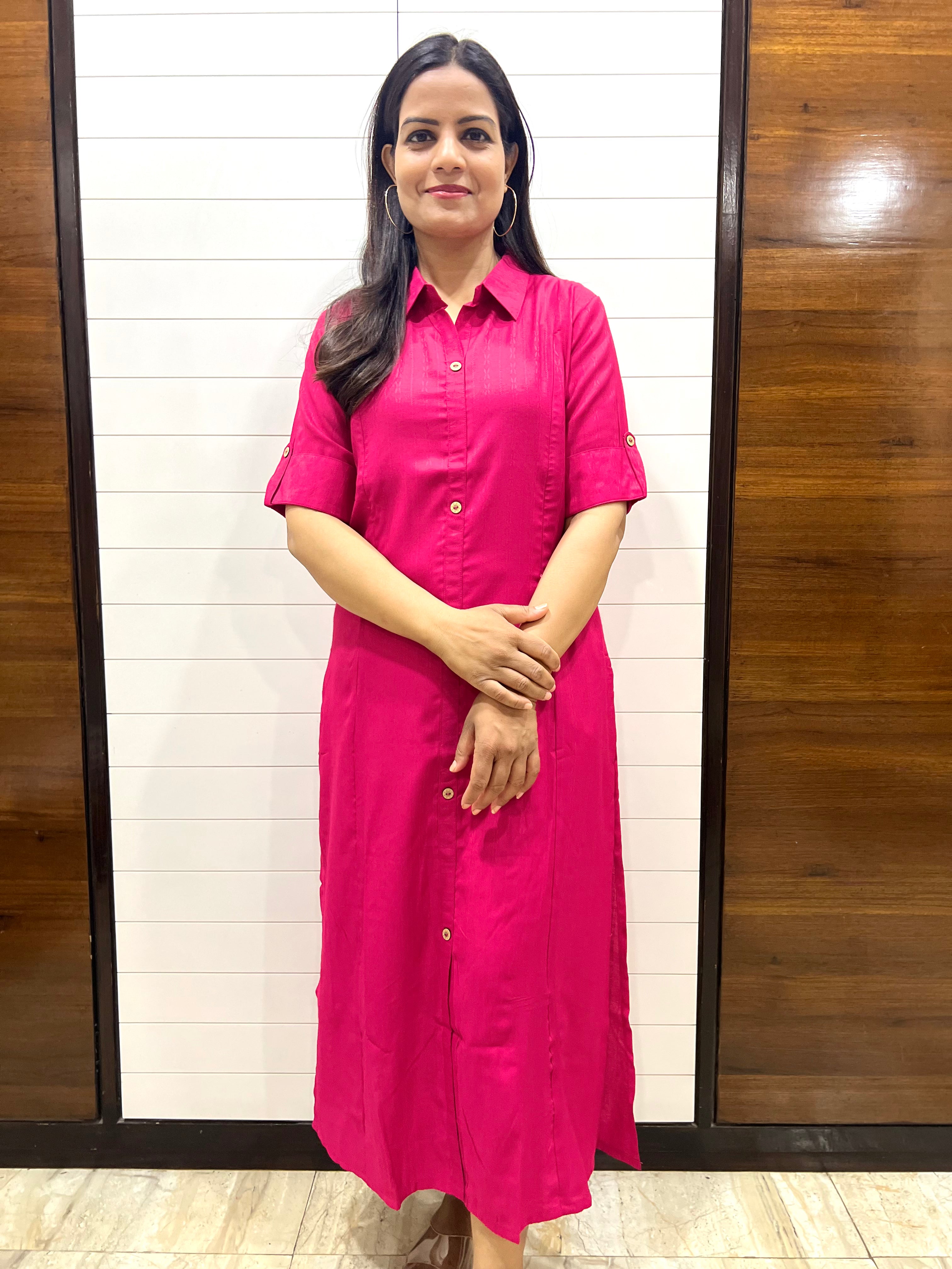 Mumzhug Fuchsia Viscose Rayon A-line Feeding Kurta RANI