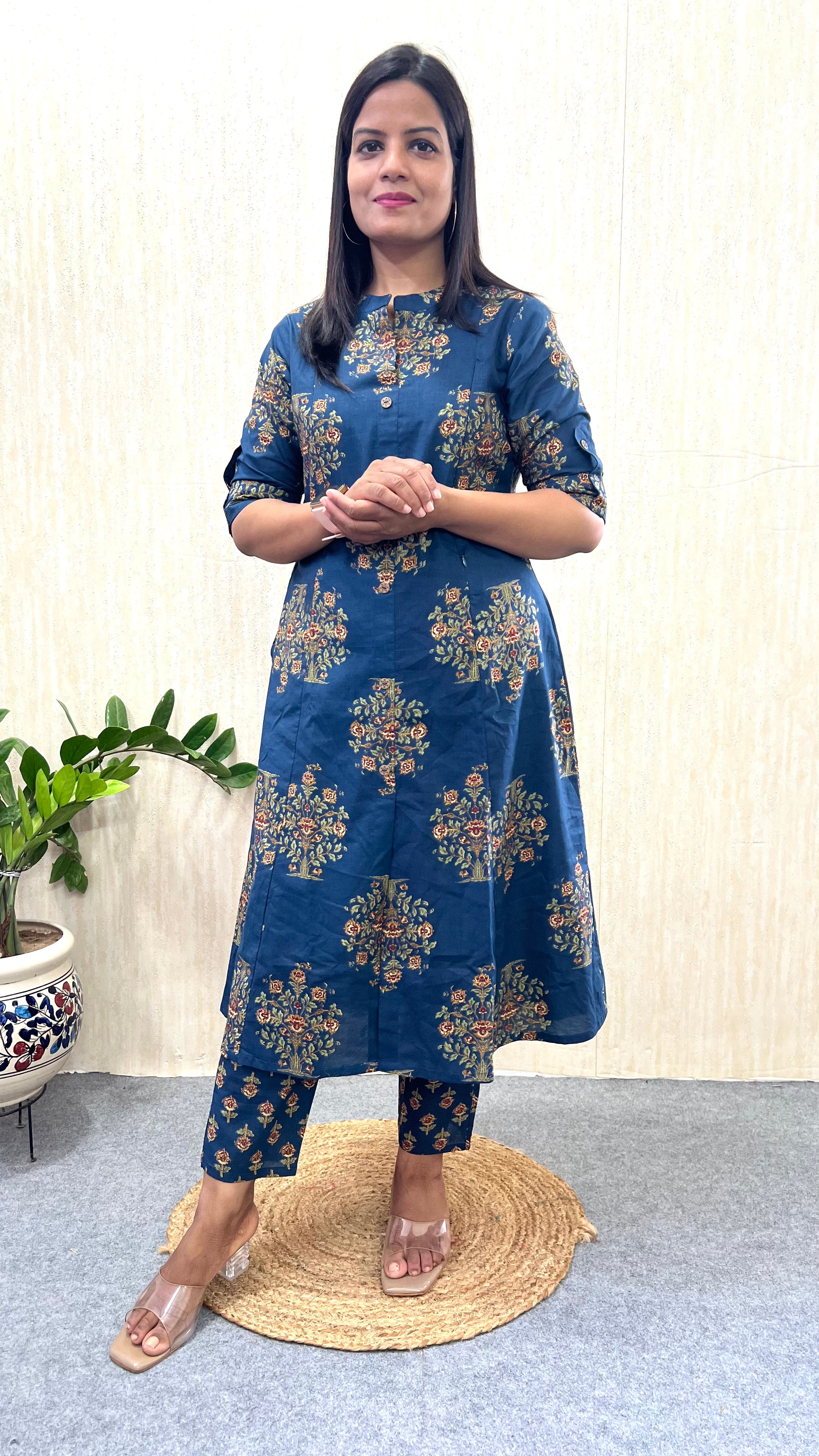Mumzhug “Neel Gul” – Navy Blue Jaipuri Print Pure Cotton Feeding & Maternity Co-ord Set