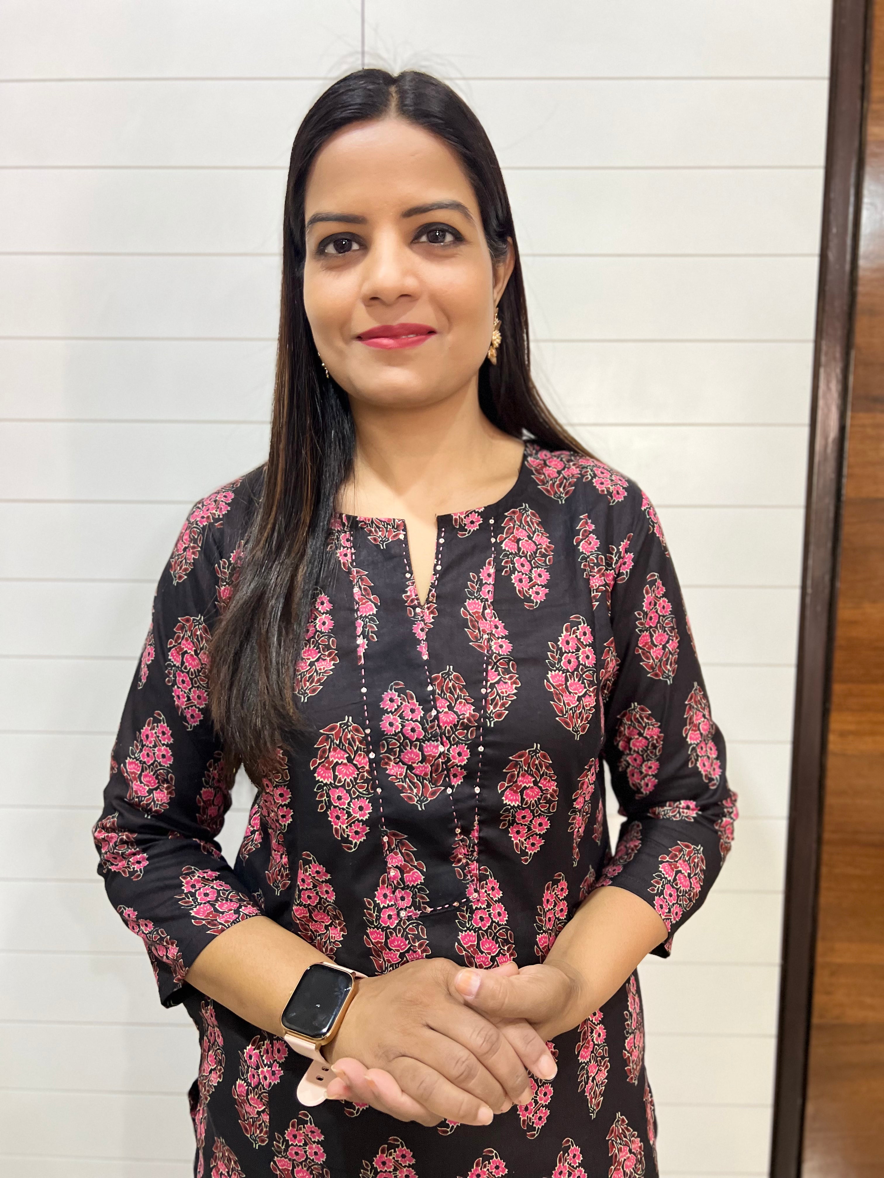 Mumzhug Black Jaipuri Print Pure Cotton Feeding Kurta