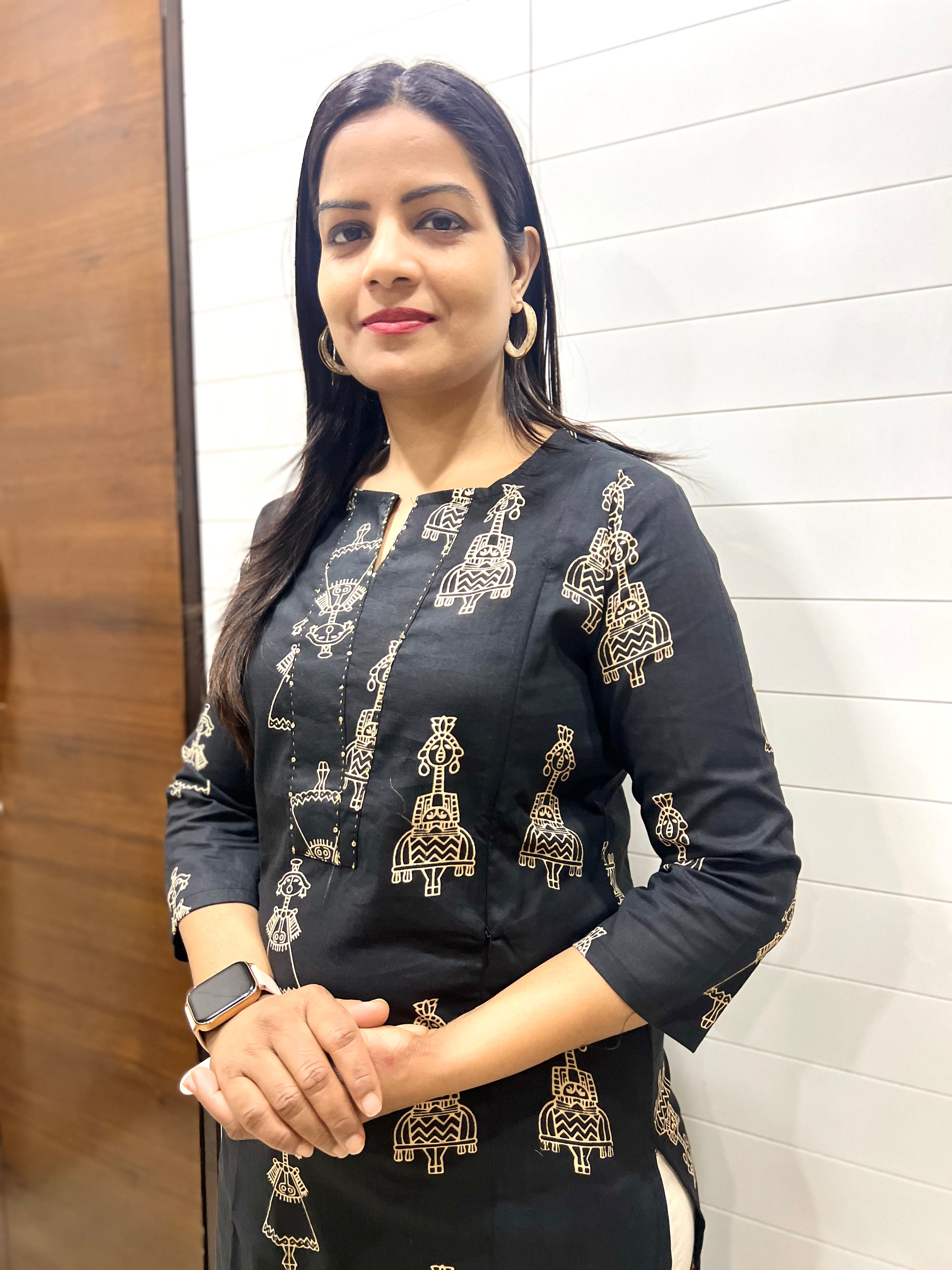 Mumzhug Pure Cotton Black Print Feeding Kurta