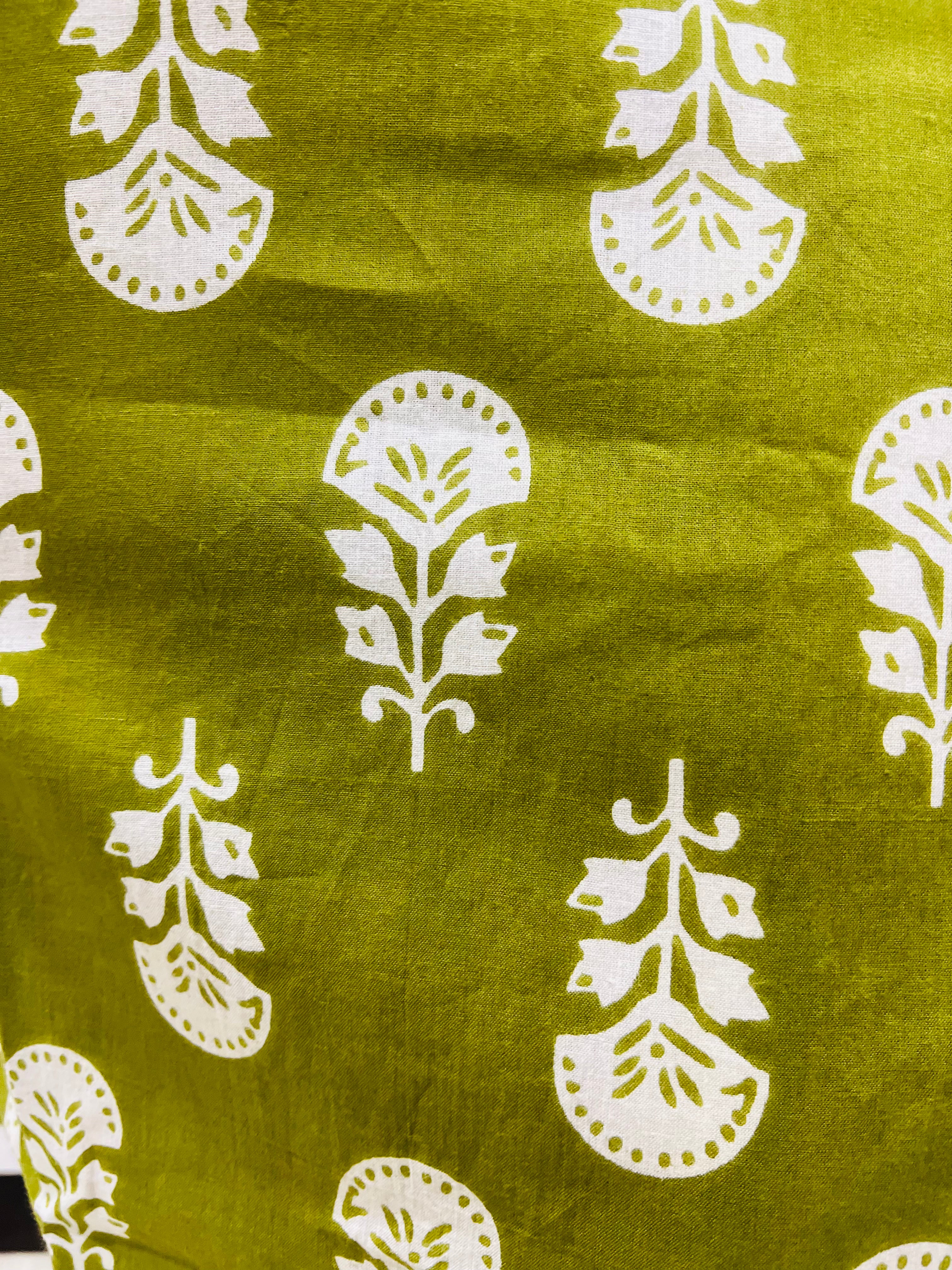 Mumzhug Green Color Pure Cotton Feeding Kurta