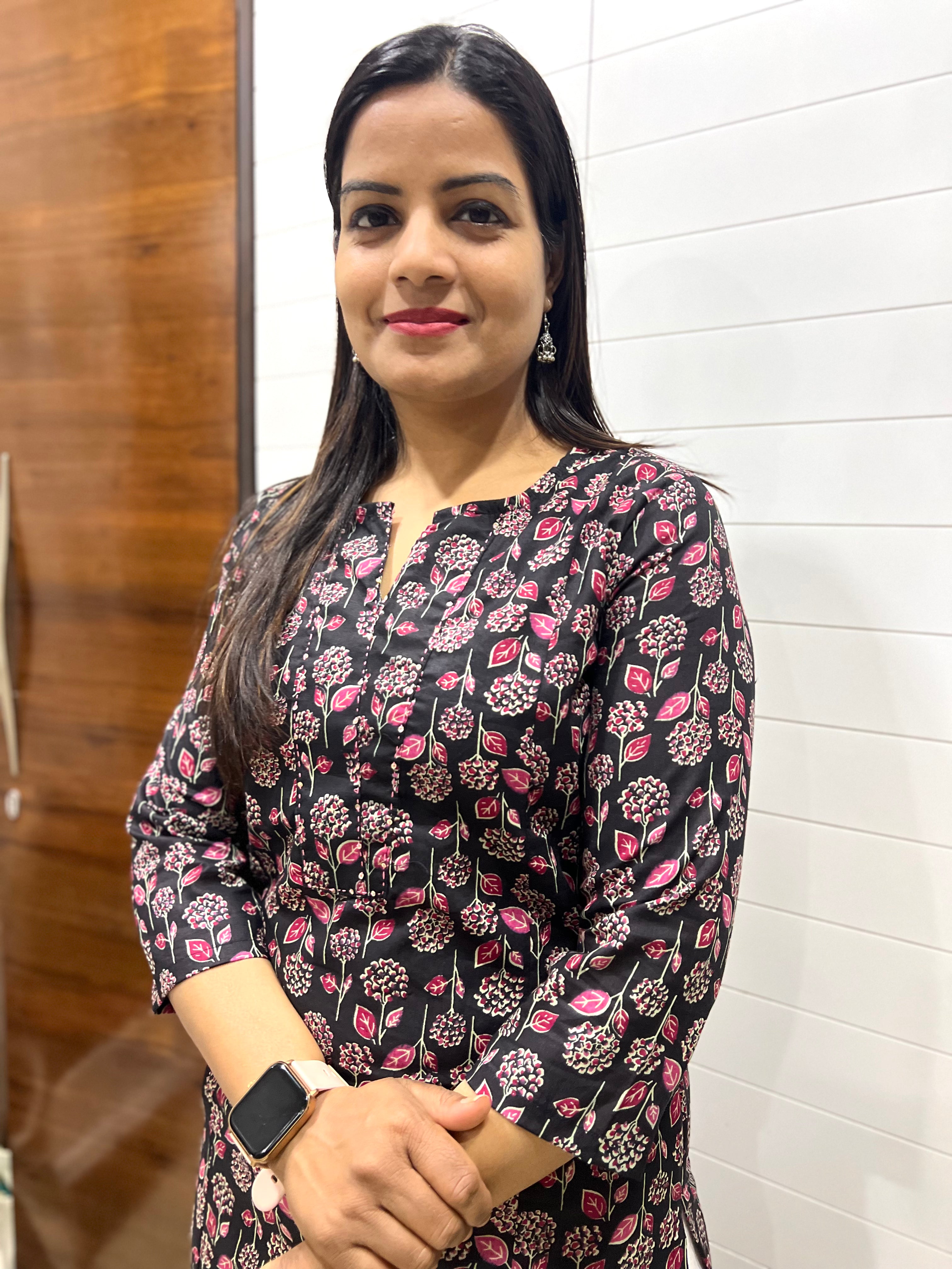 Mumzhug Black Color Jaipuri Print Pure Cotton Feeding Kurta