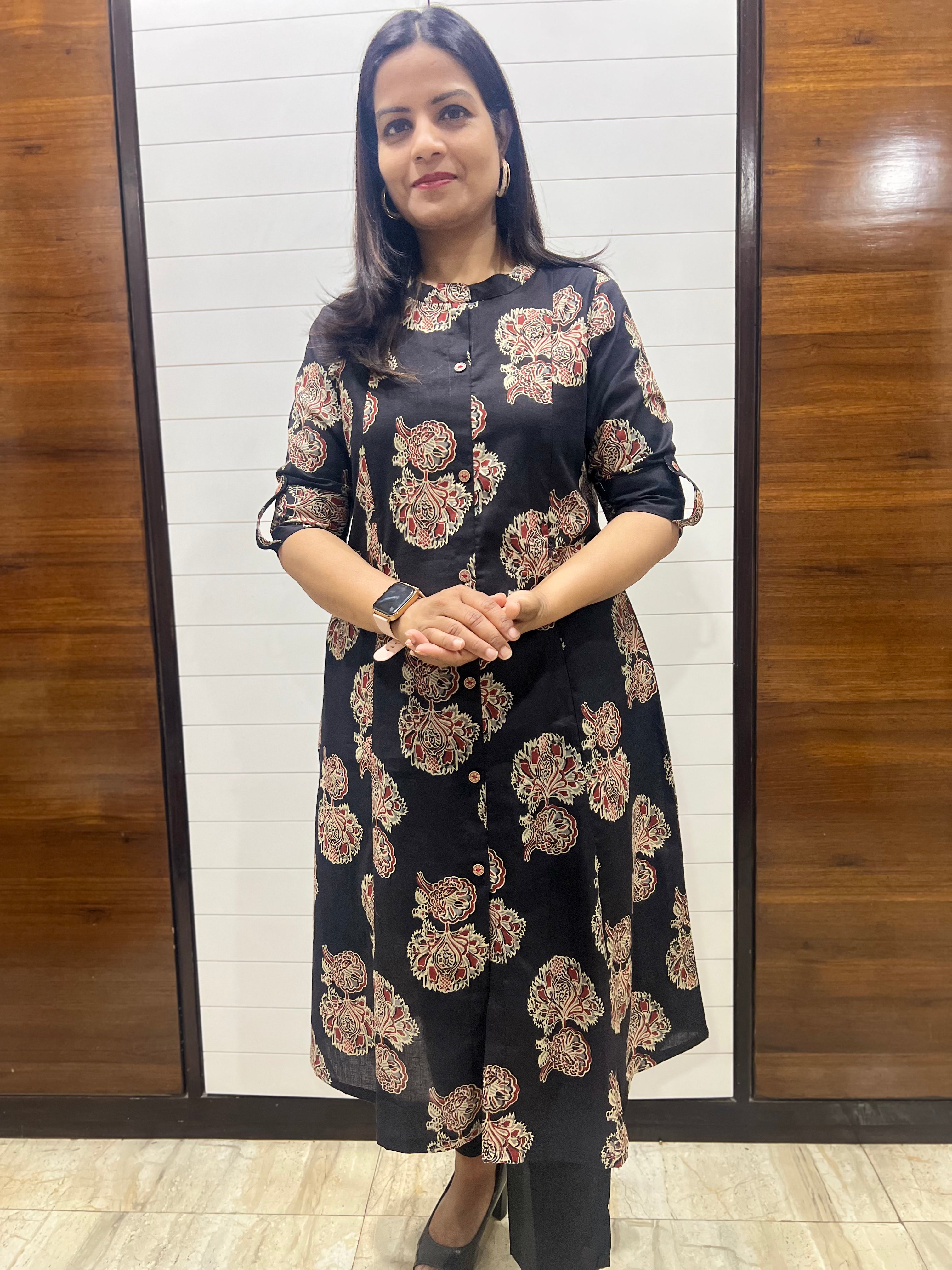 Mumzhug Jaipuri Print Pure Cotton Black Feeding Cord Set with Side Pocket