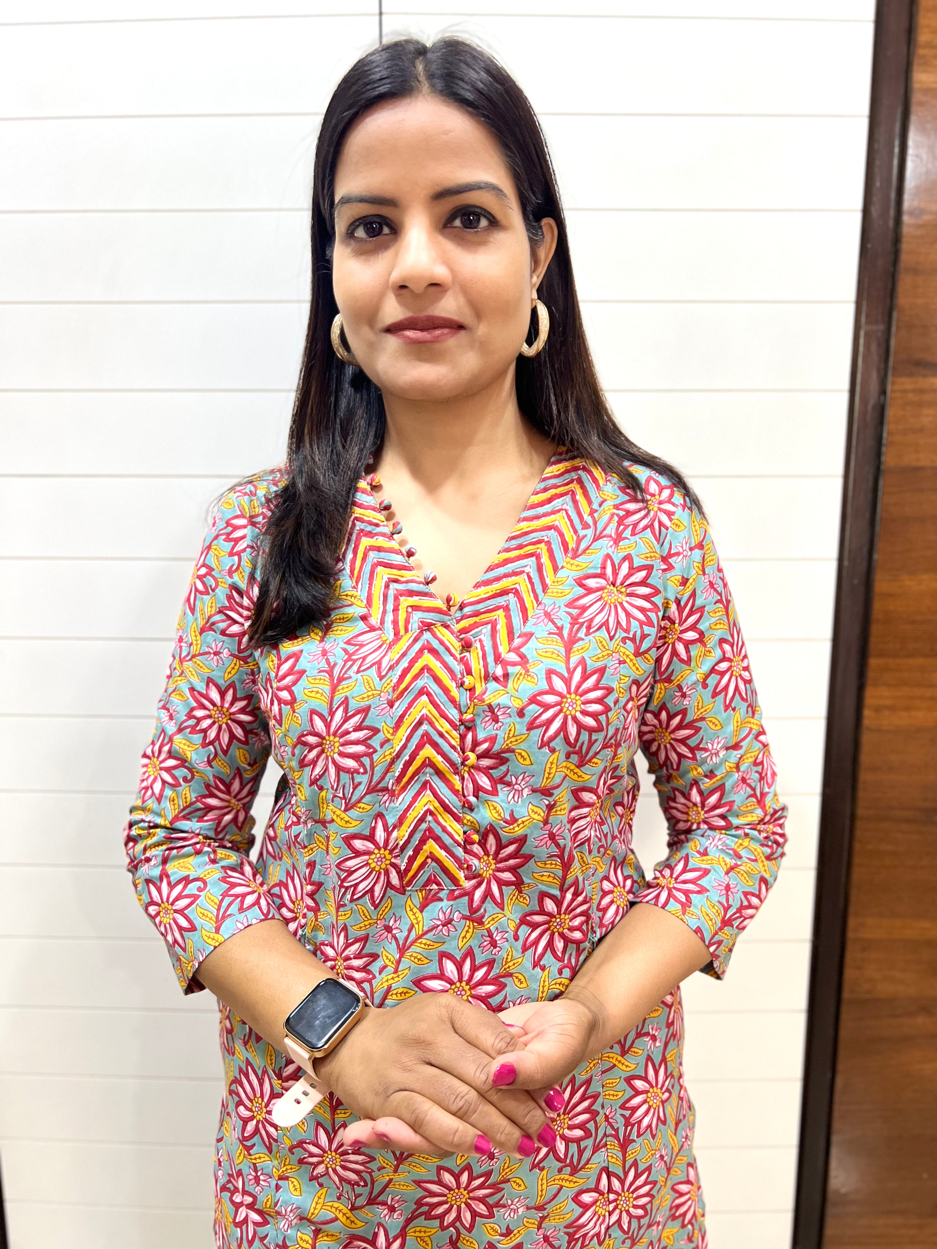 Mumzhug Pure Cotton Jaipuri Print Feeding Kurta with Side Pocket