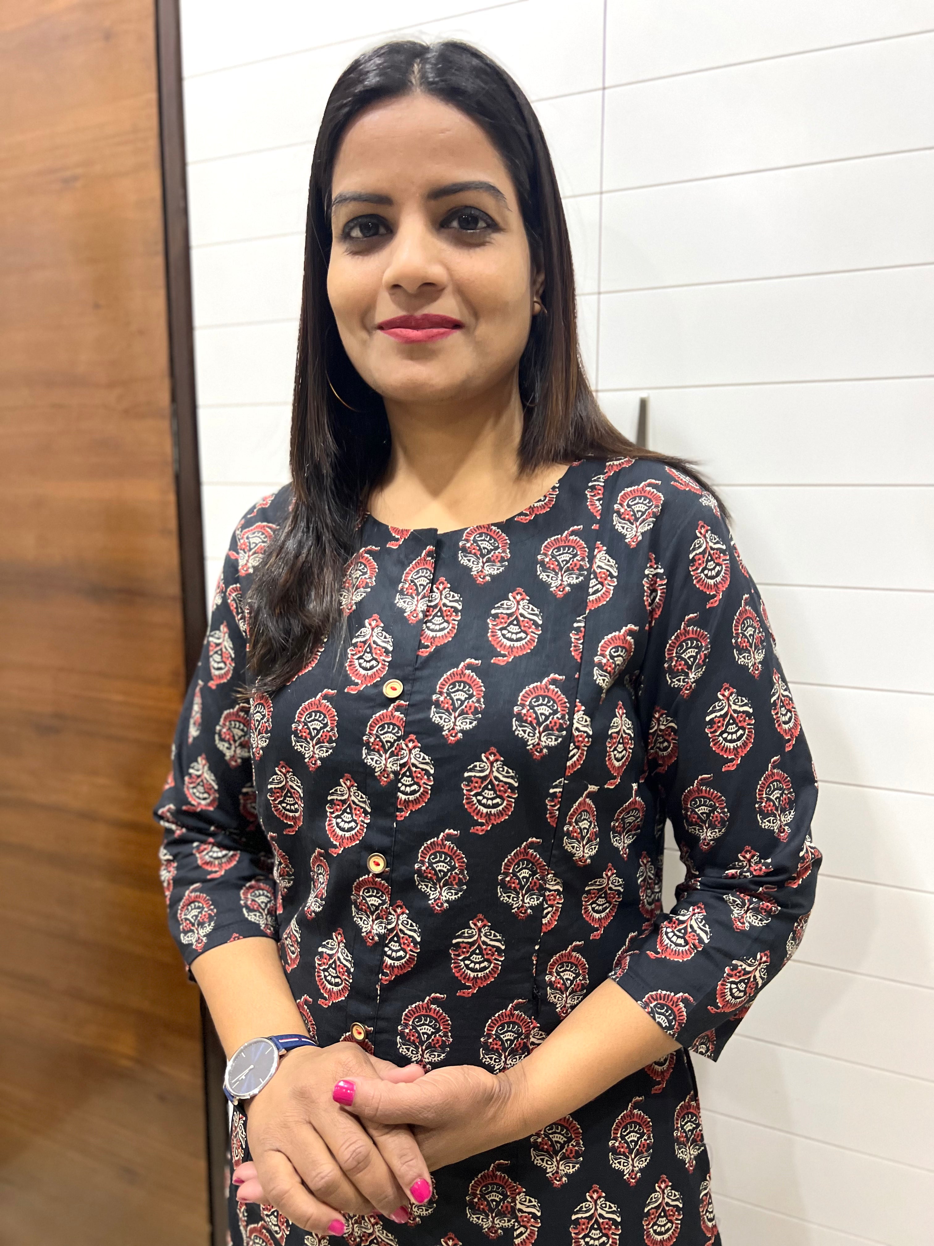 Mumzhug Pure Cotton Jaipur Hand Block Print Feeding Cord Set with Side Pocket