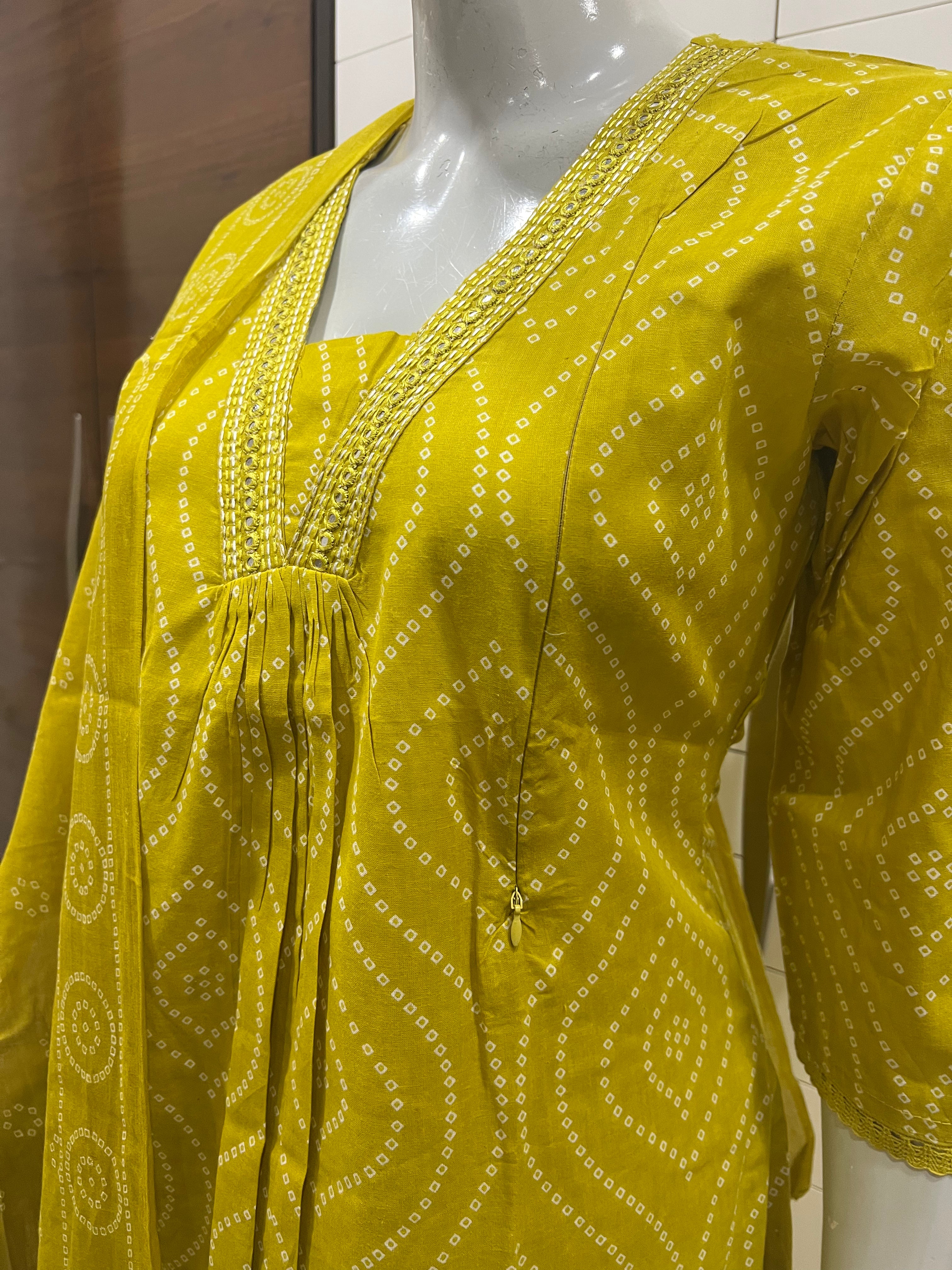 Pure Cotton Bandhej Print Flared Kurta Pant and Dupatta for Feeding and Maternity Purpose