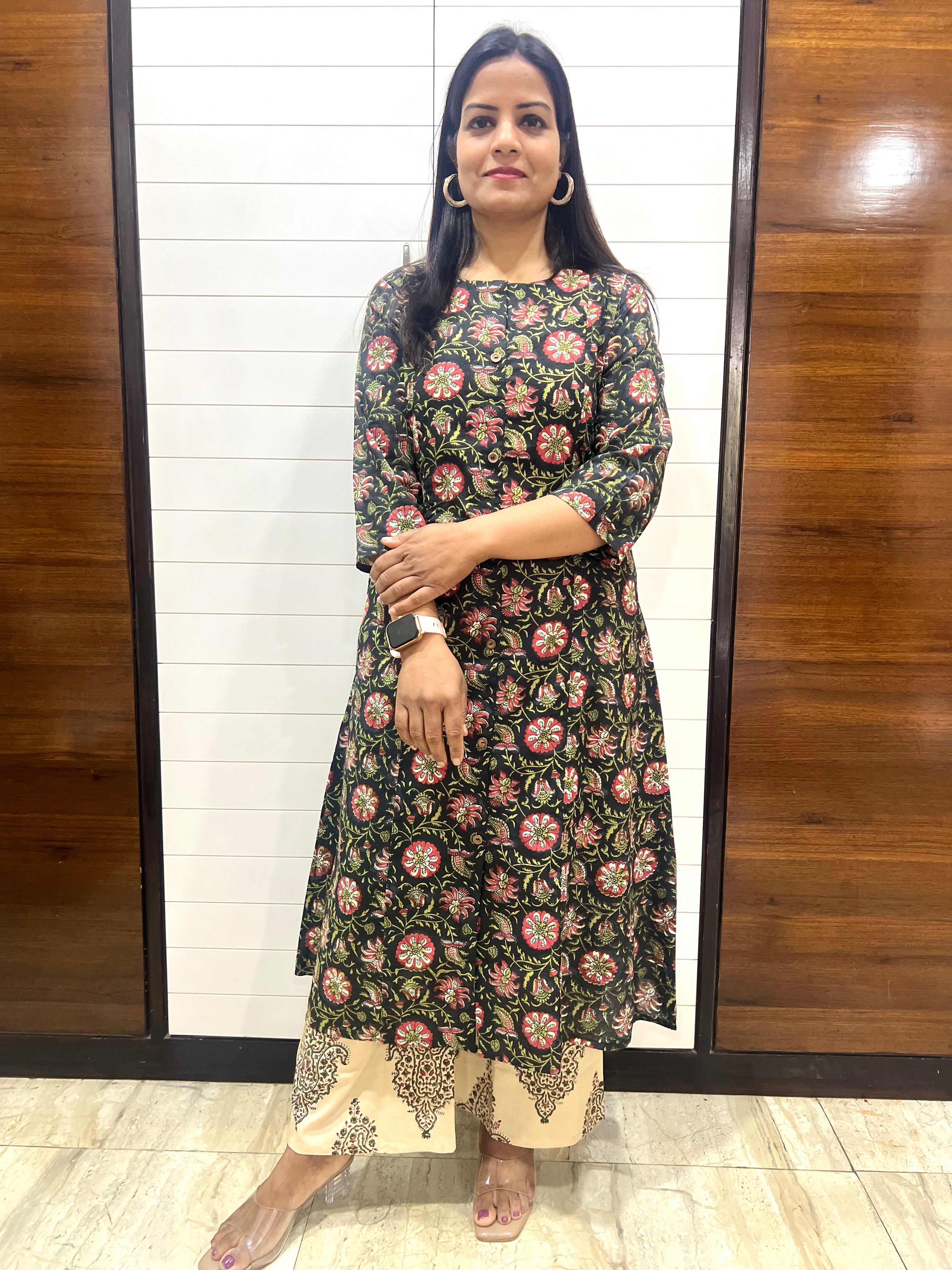 Mumzhug Pure Cotton Hand-Block Print Feeding Cord Set