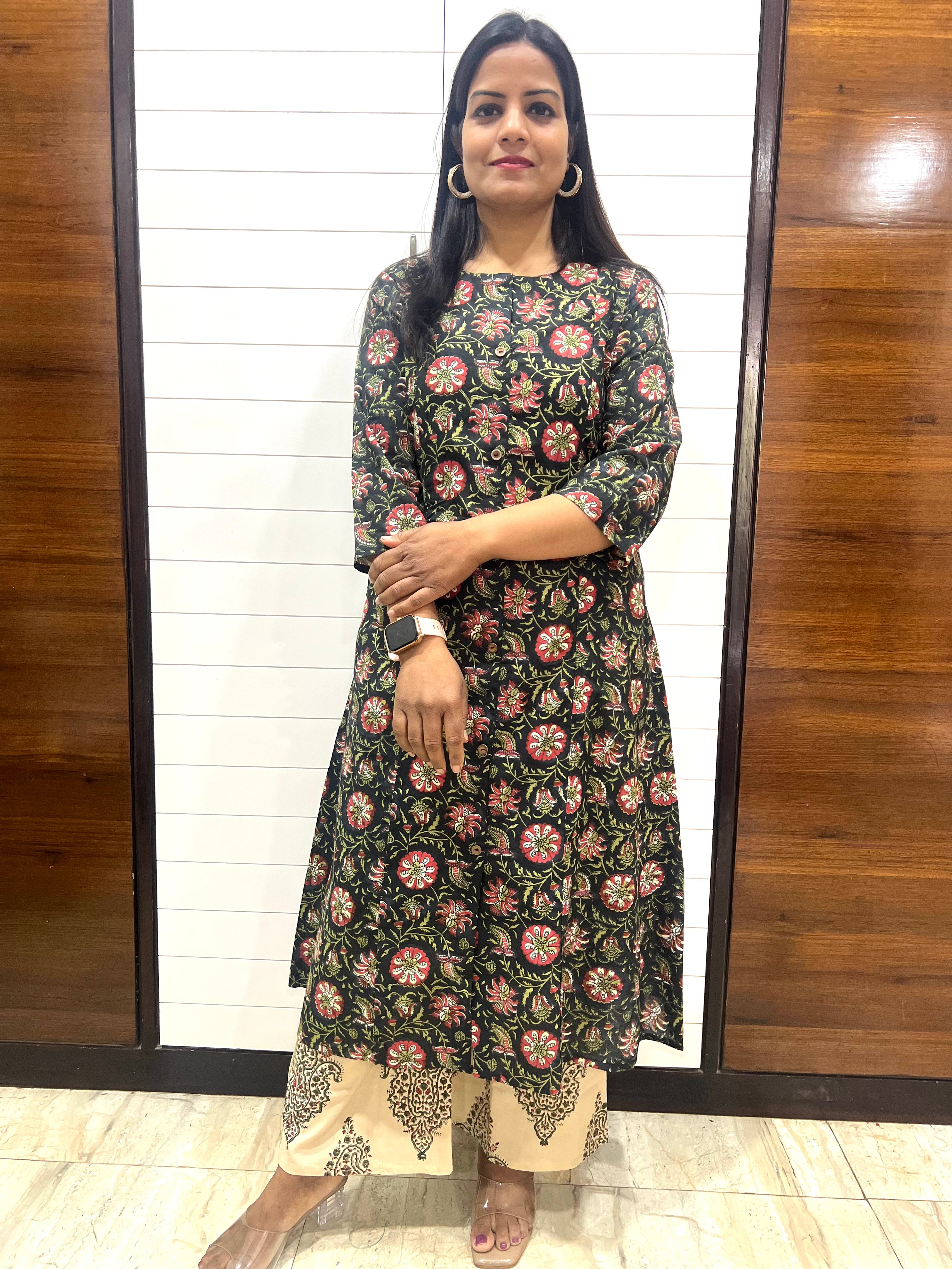 Mumzhug Pure Cotton Hand-Block Print Feeding Cord Set