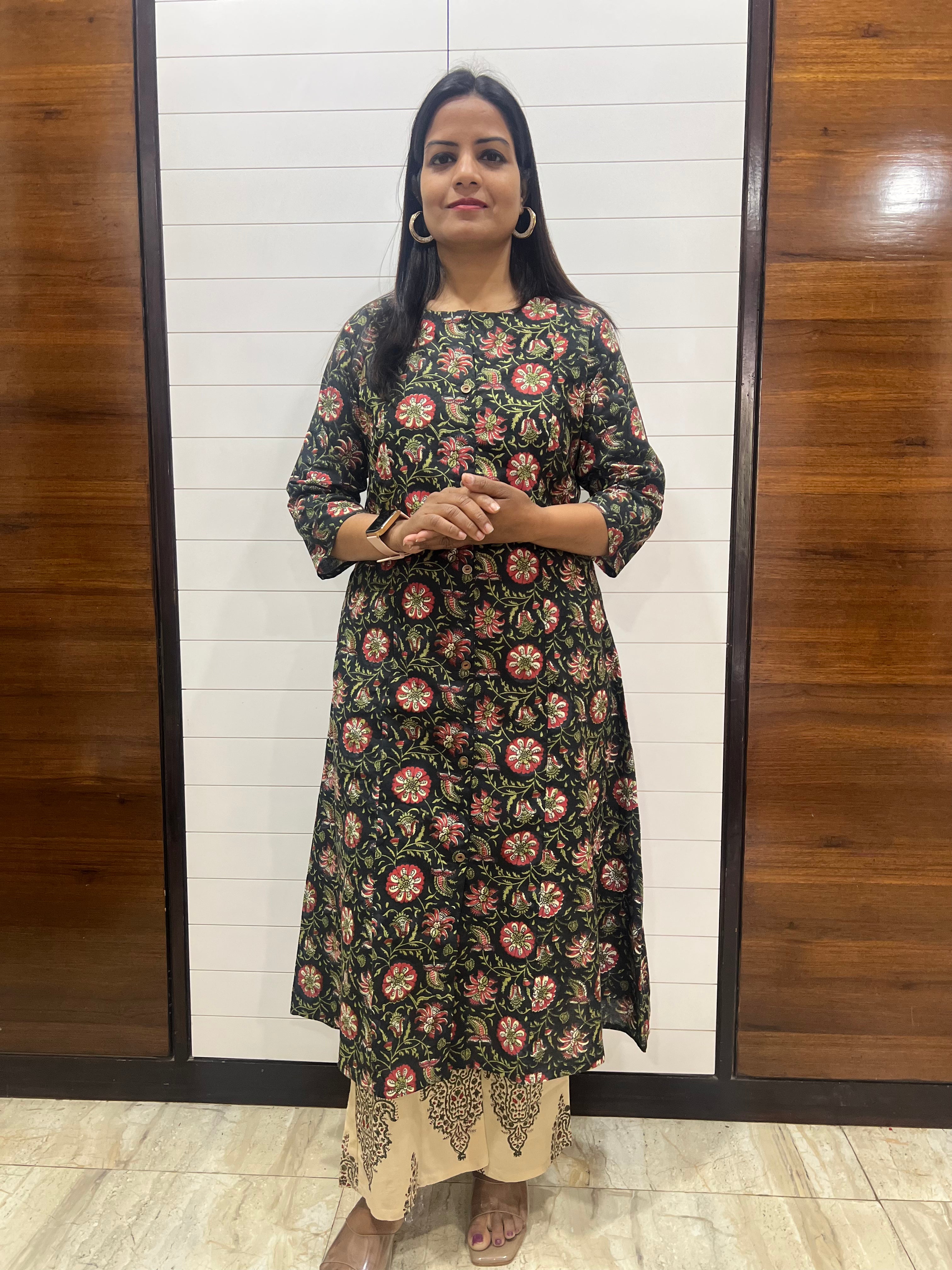 Mumzhug Pure Cotton Hand-Block Print Feeding Cord Set