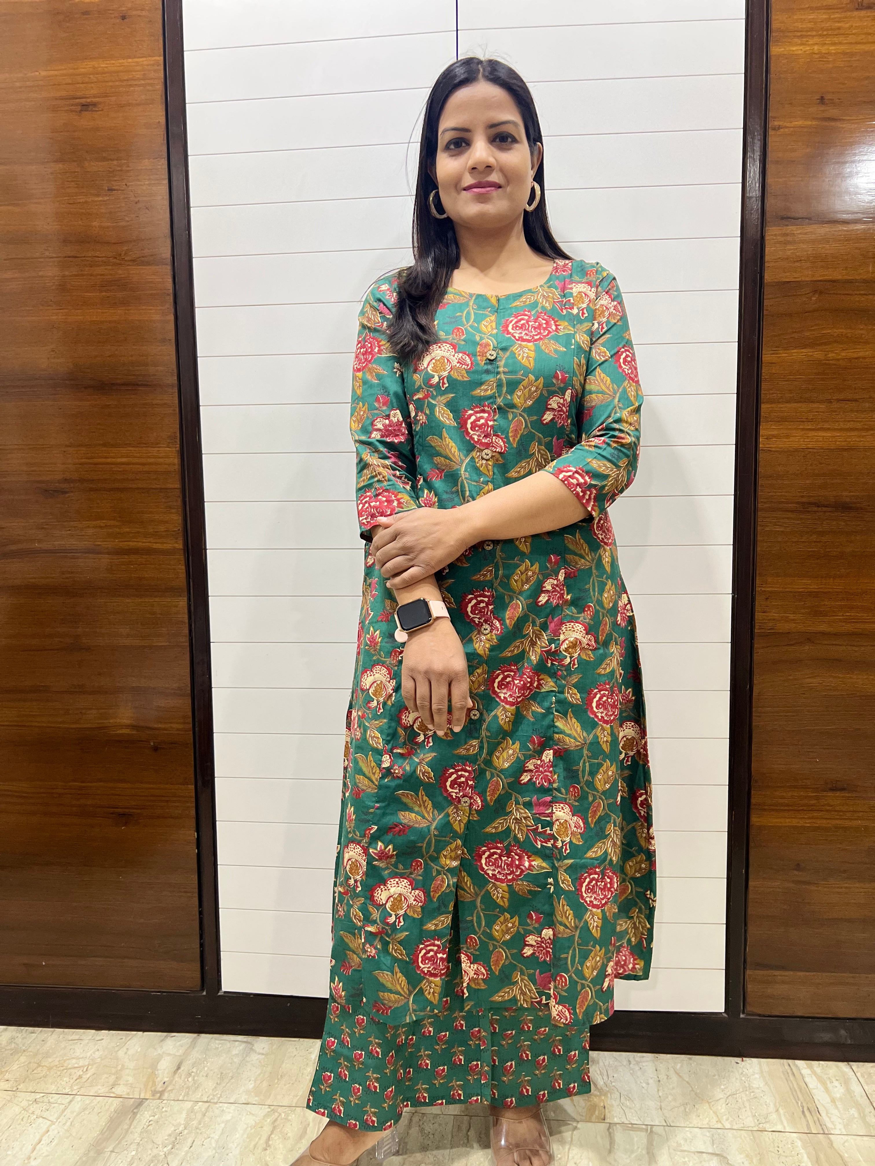 Mumzhug Pure Cotton Green Floral Print Feeding Cord Set with Both Side Feeding Zipper