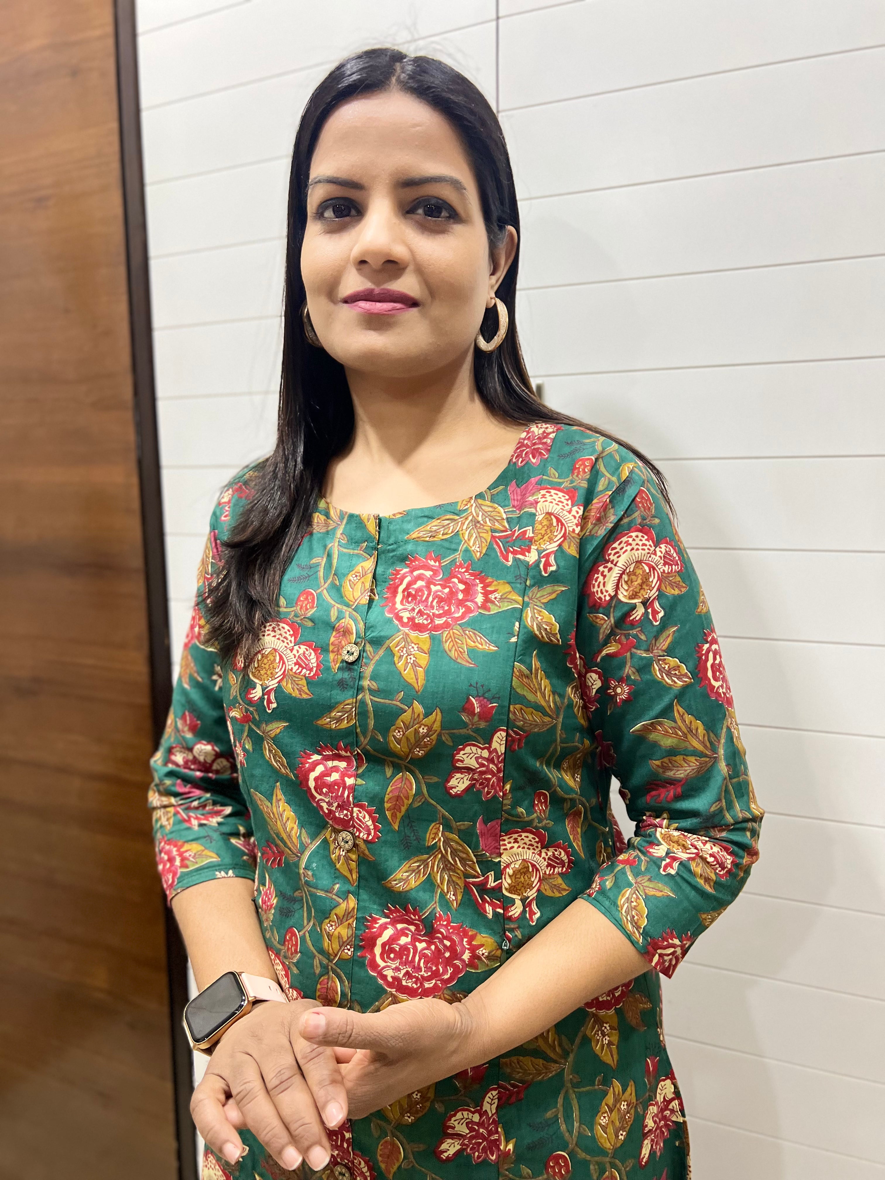 Mumzhug Pure Cotton Green Floral Print Feeding Cord Set with Both Side Feeding Zipper