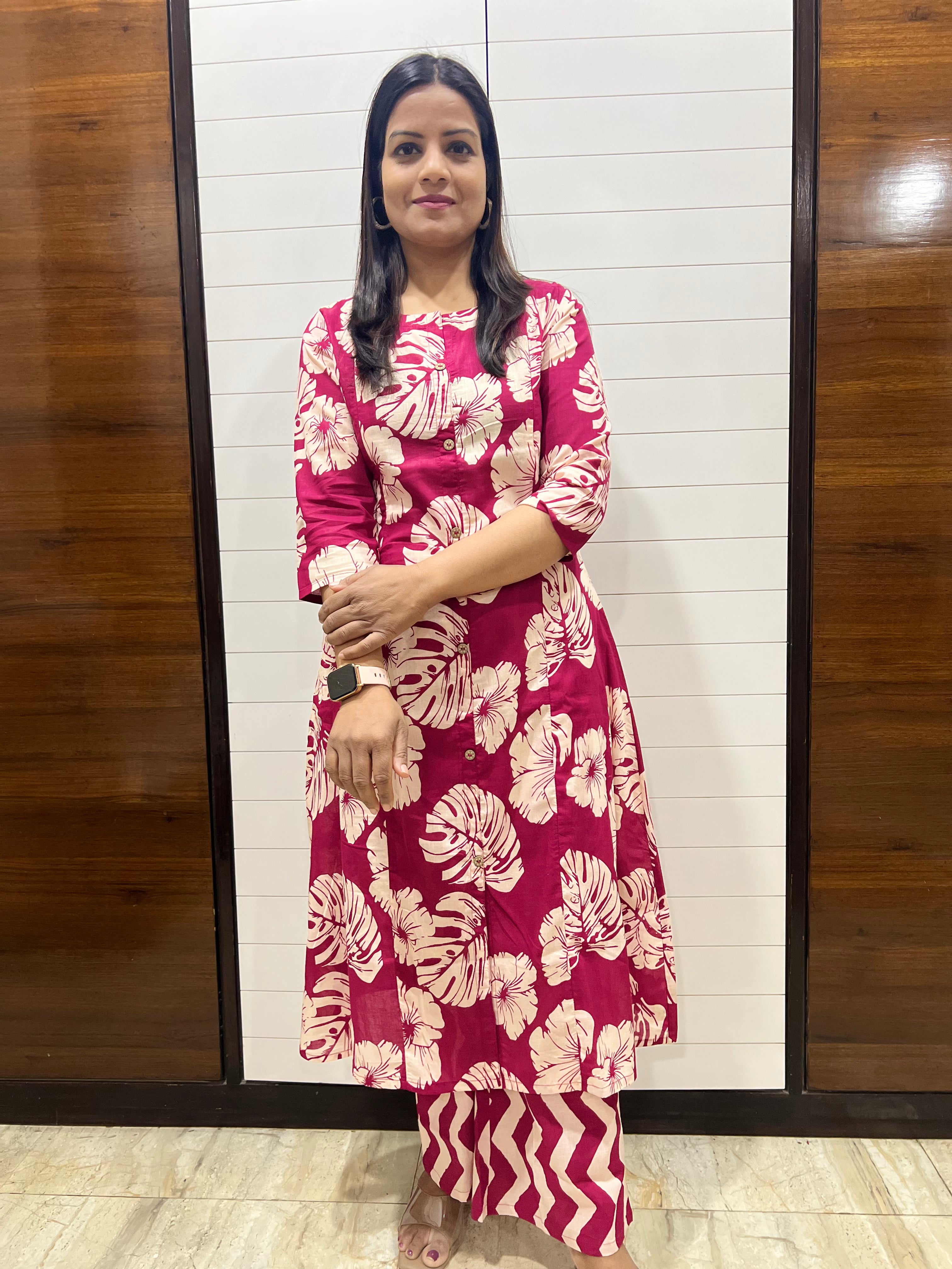 Mumzhug Pure Cotton Fuchsia Floral Print Feeding Cord Set with Both Side Feeding Zipper