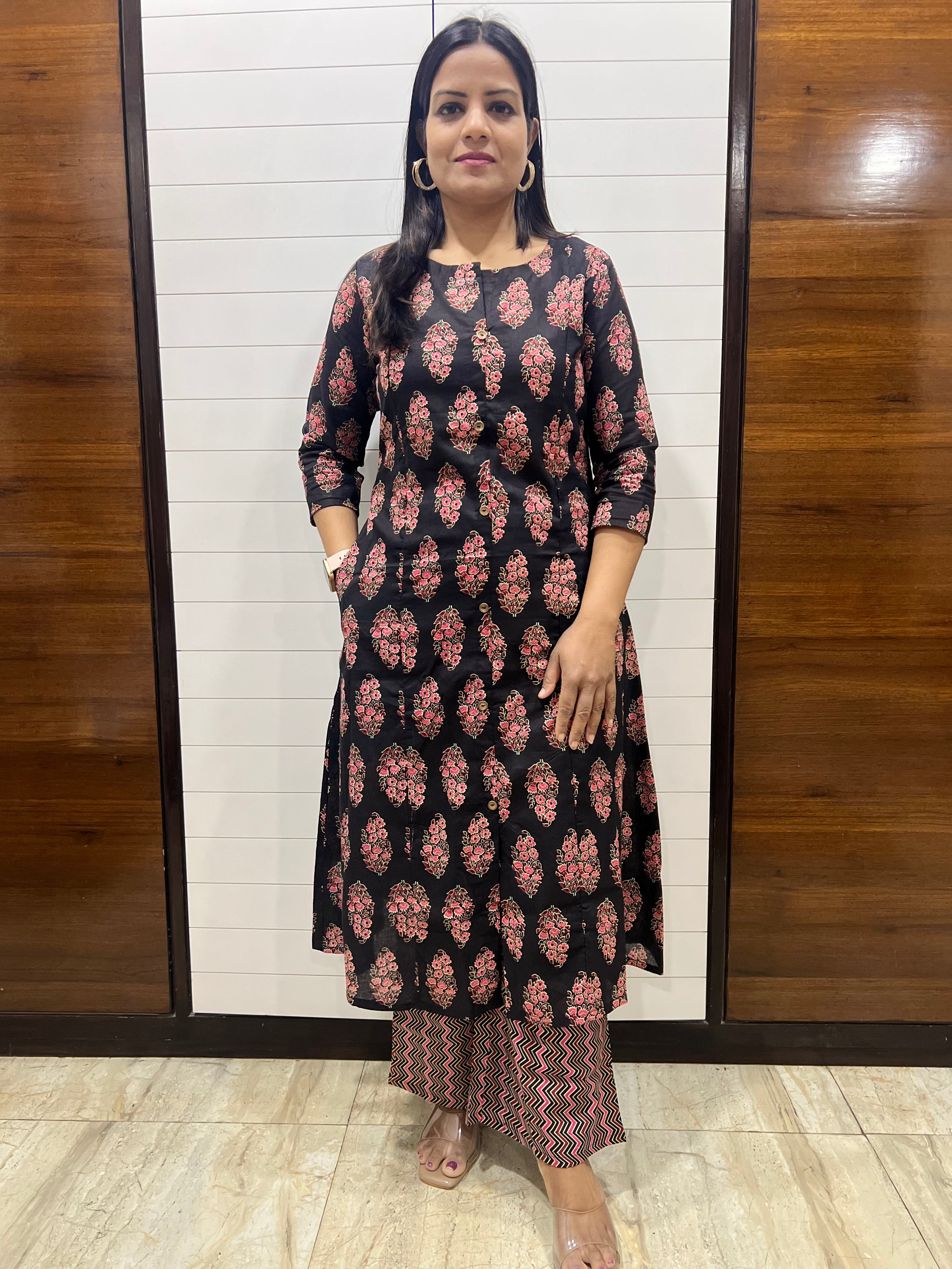 Mumzhug Pure Cotton Black Jaipuri Print Feeding Cord Set with Both Side Feeding Zipper