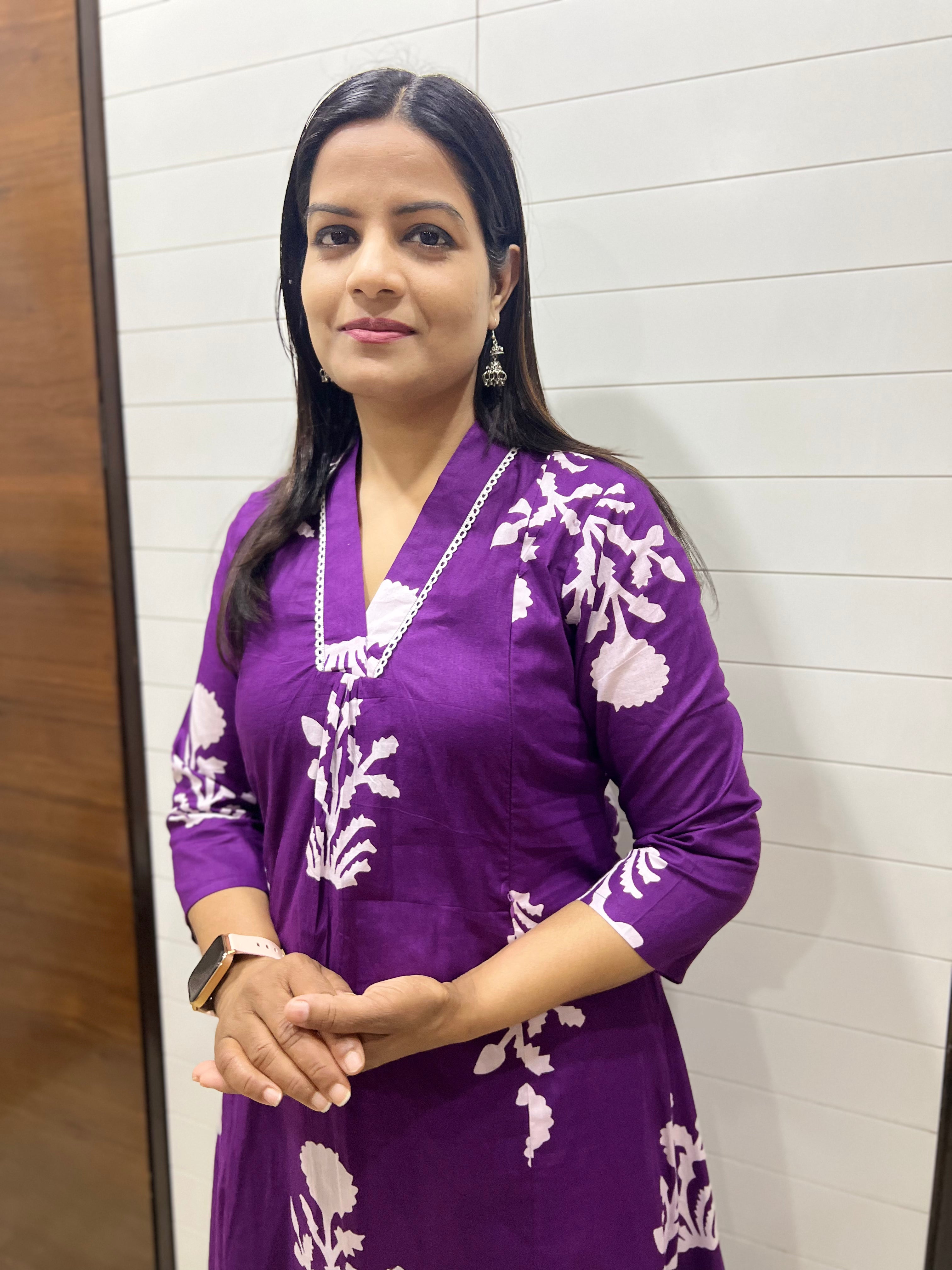 Mumzhug Wine Pure Cotton Boota Print Flared Feeding Kurta and Pant Set