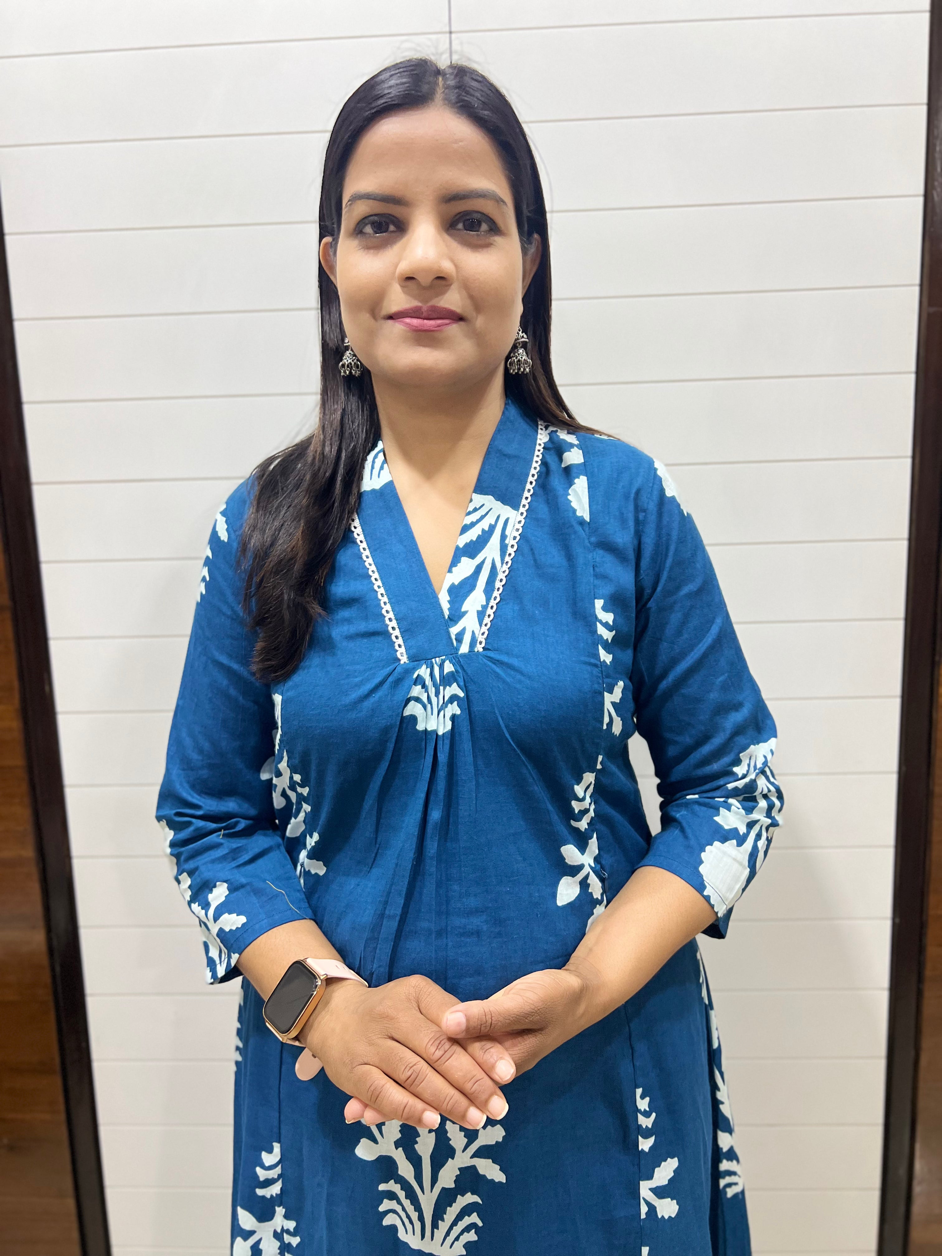 Mumzhug Blue Pure Cotton Boota Print Flared Feeding Kurta and Pant Set