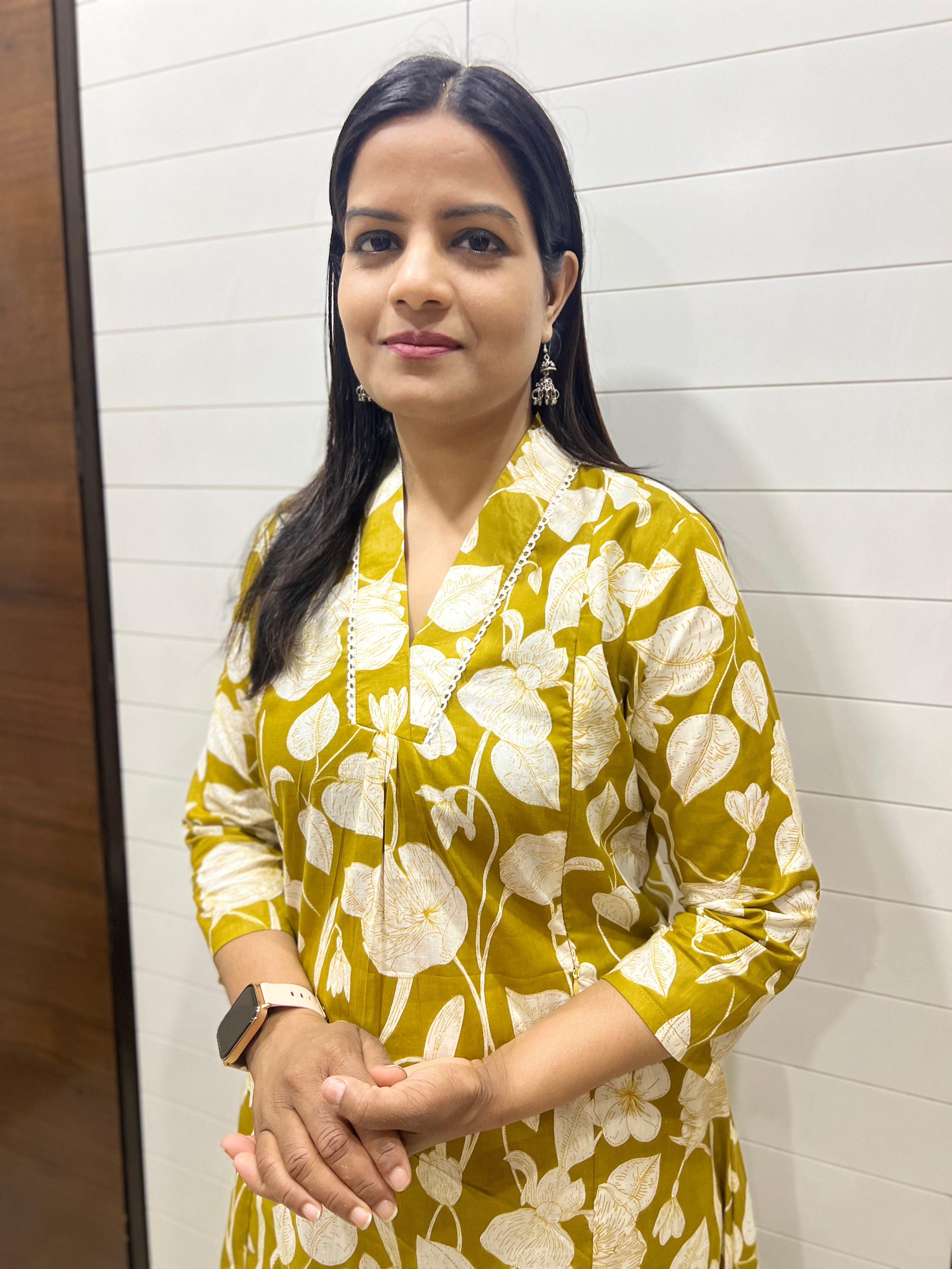 Mumzhug Mustard Pure Cotton Jaipuri Print Flared Feeding Kurta and Pant Set