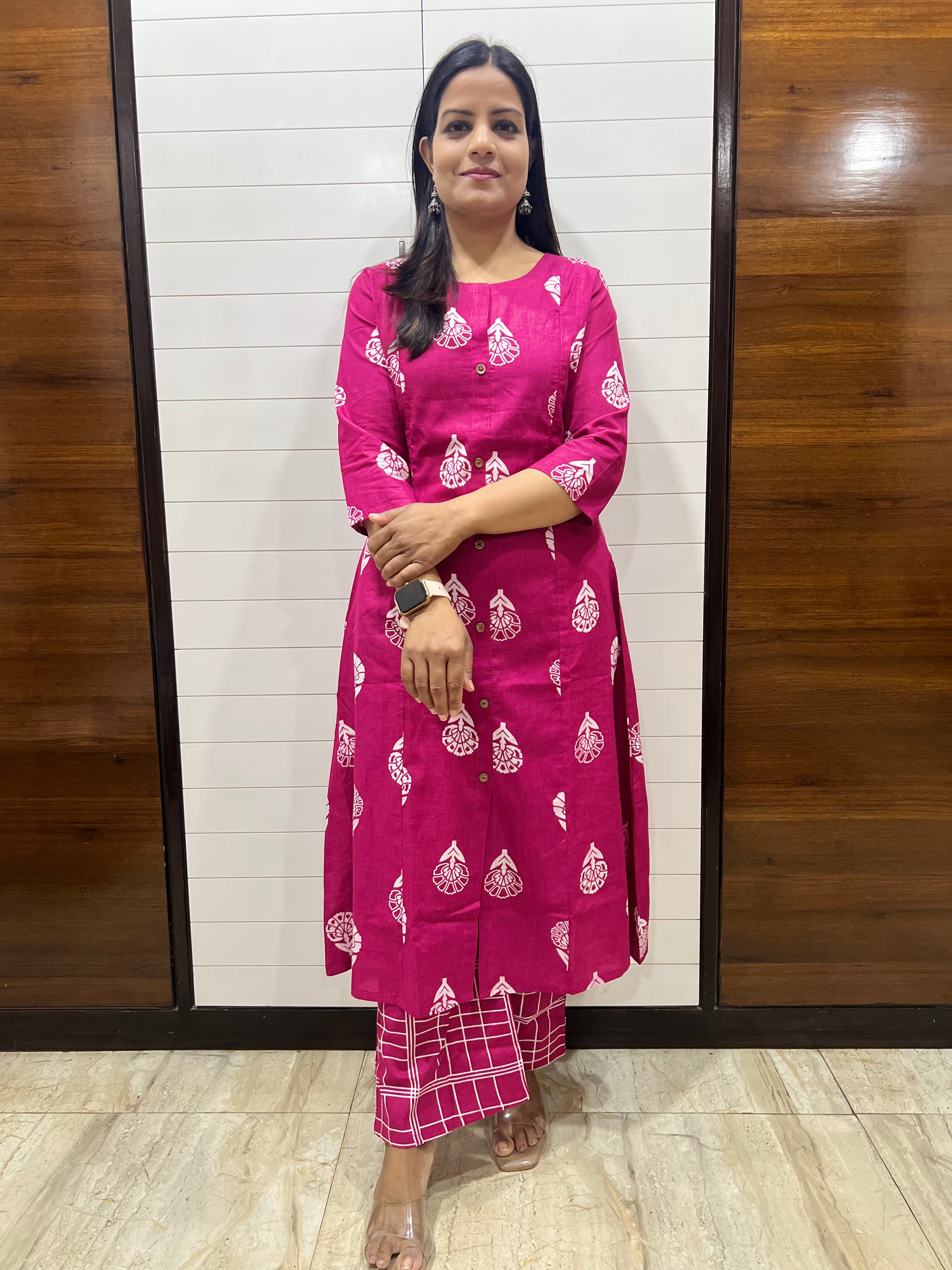 Mumzhug Fuchsia Pure Cotton Flared Feeding Kurta and Pallazo Set