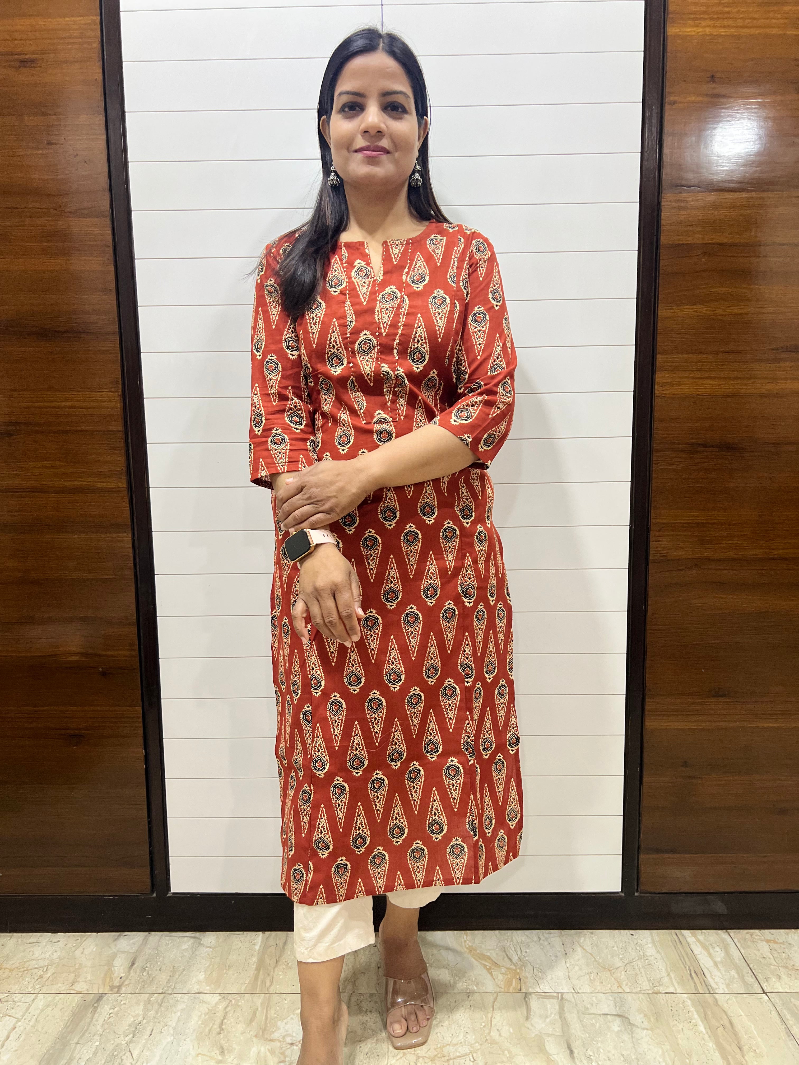 Mumzhug Maroon Pure Cotton Jaipuri Print Feeding Kurta