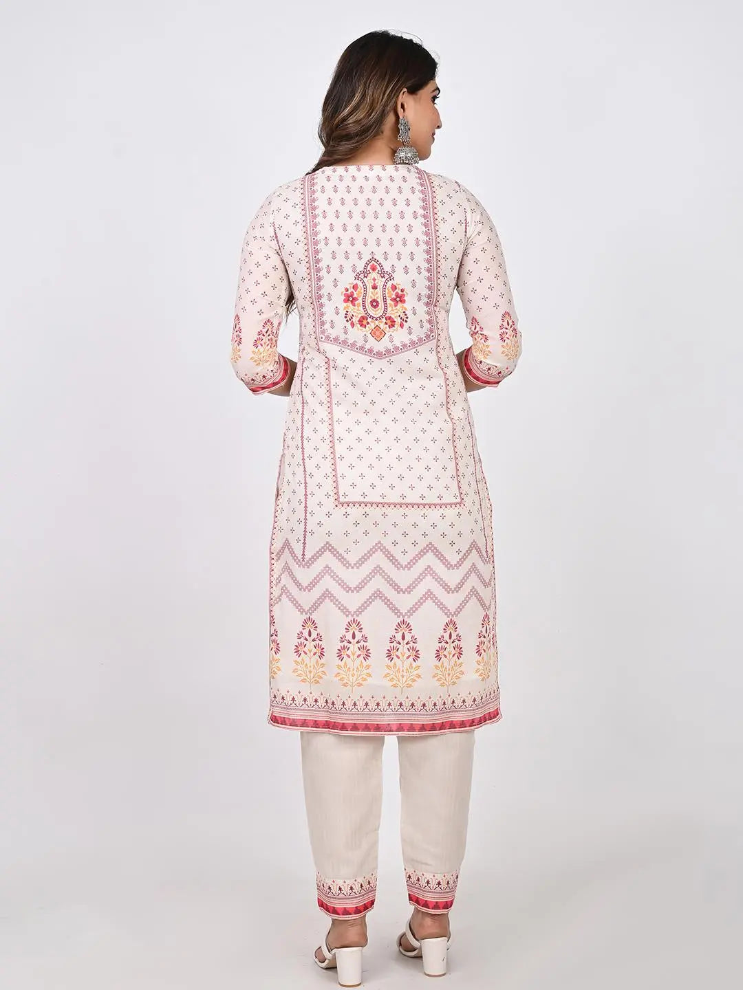 COTTON PANNEL PRINT EMBROIDED KURTA PANT AND DUPATTA SET Kavita Gupta