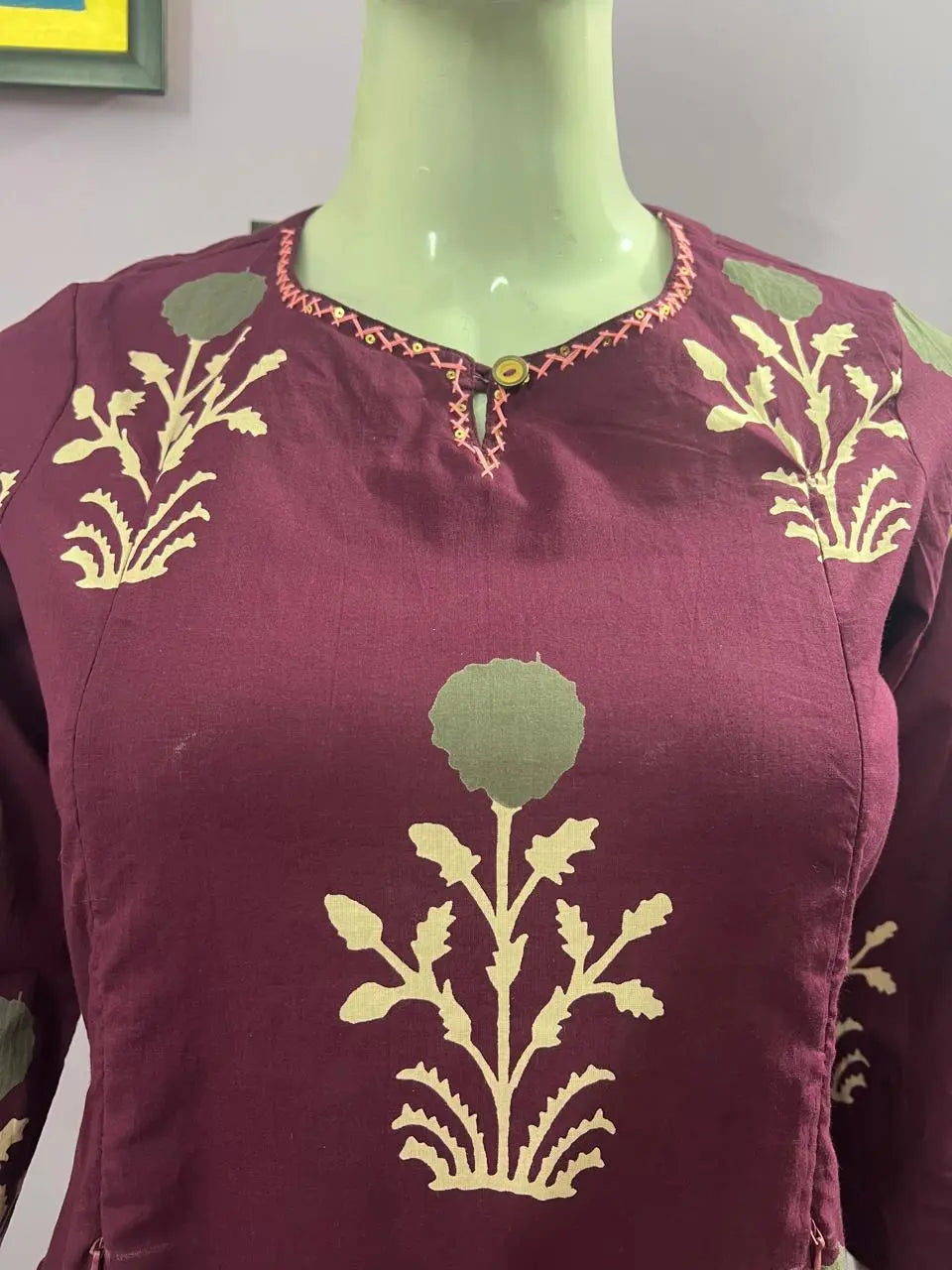 PURE COTTON PRINTED FEEDING KURTA WITH SIDE POCKET  mumzhug 