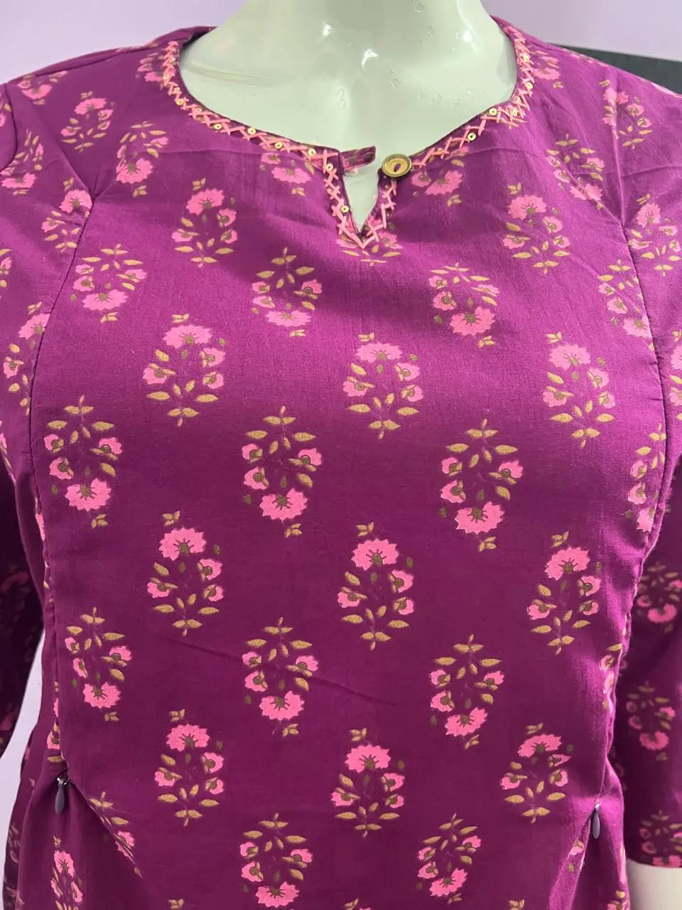 PURE COTTON PRINTED FEEDING KURTA WITH SIDE POCKET  mumzhug 