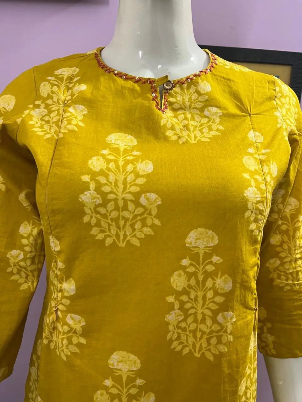 PURE COTTON PRINTED FEEDING KURTA WITH SIDE POCKET  mumzhug 