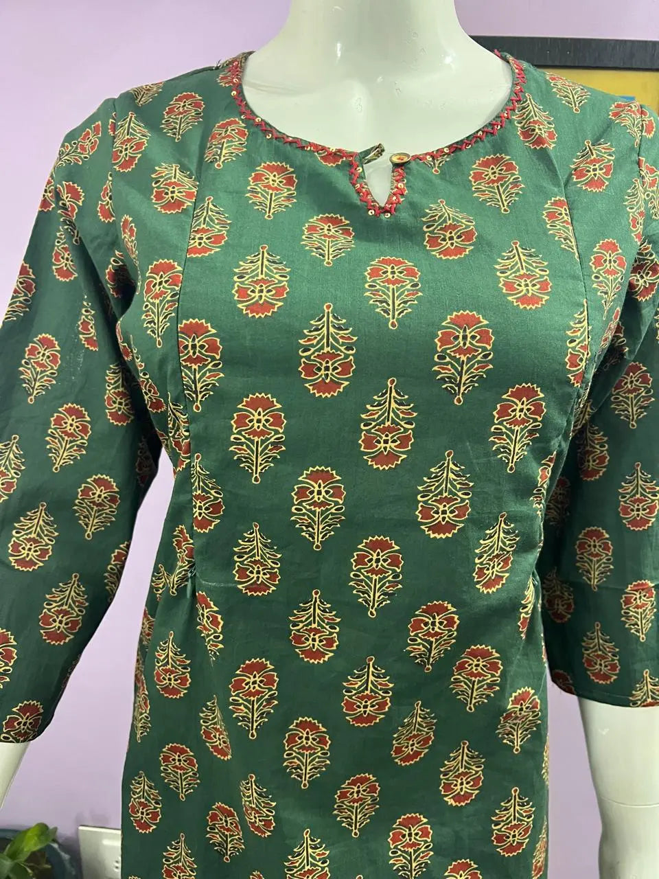 PURE COTTON PRINTED FEEDING KURTA WITH SIDE POCKET  mumzhug 